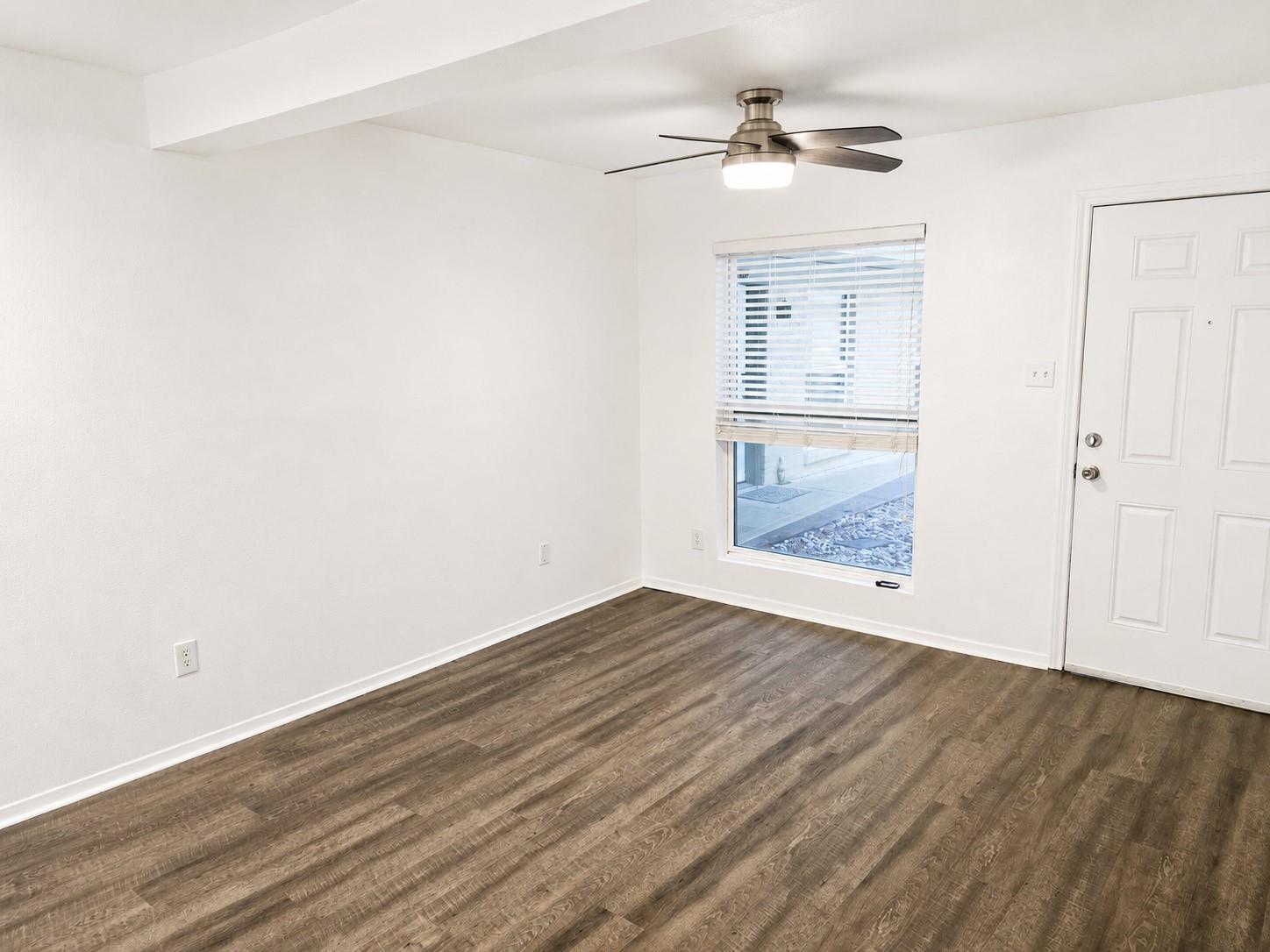 2021 Bluebonnet Ln #106 Property Photo 7