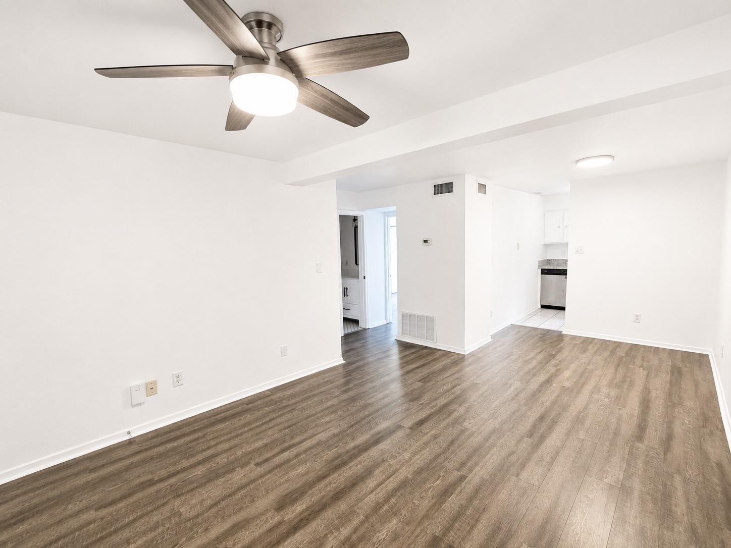 2021 Bluebonnet Ln #106 Property Photo 10