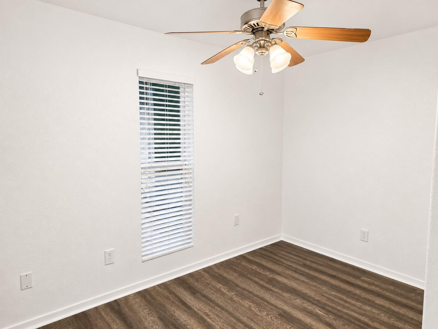 2021 Bluebonnet Ln #106 Property Photo 24