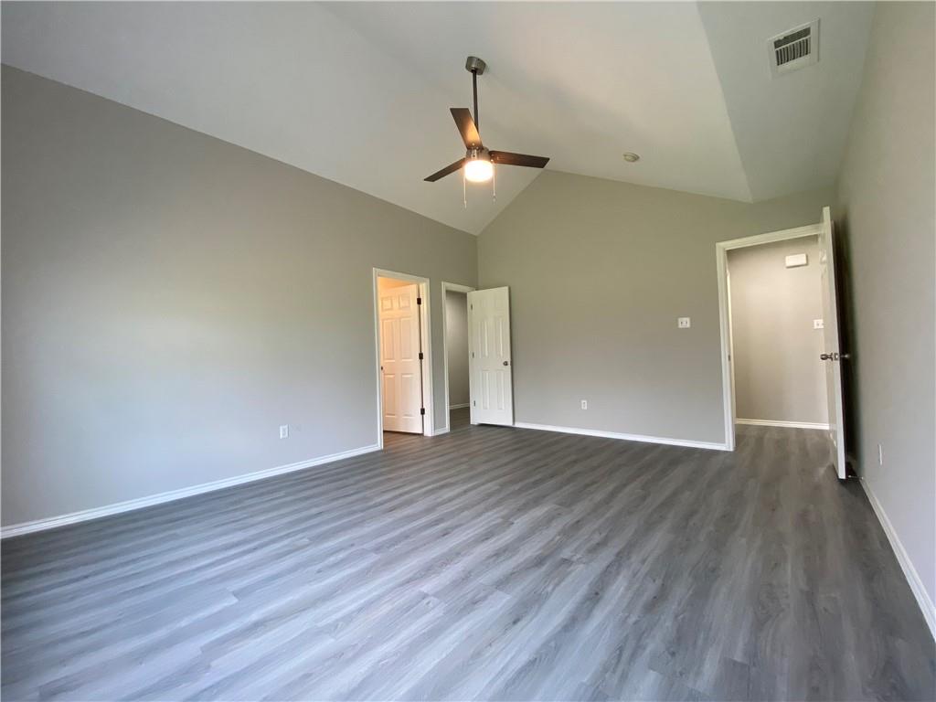 504 Debra Dr Property Photo 4
