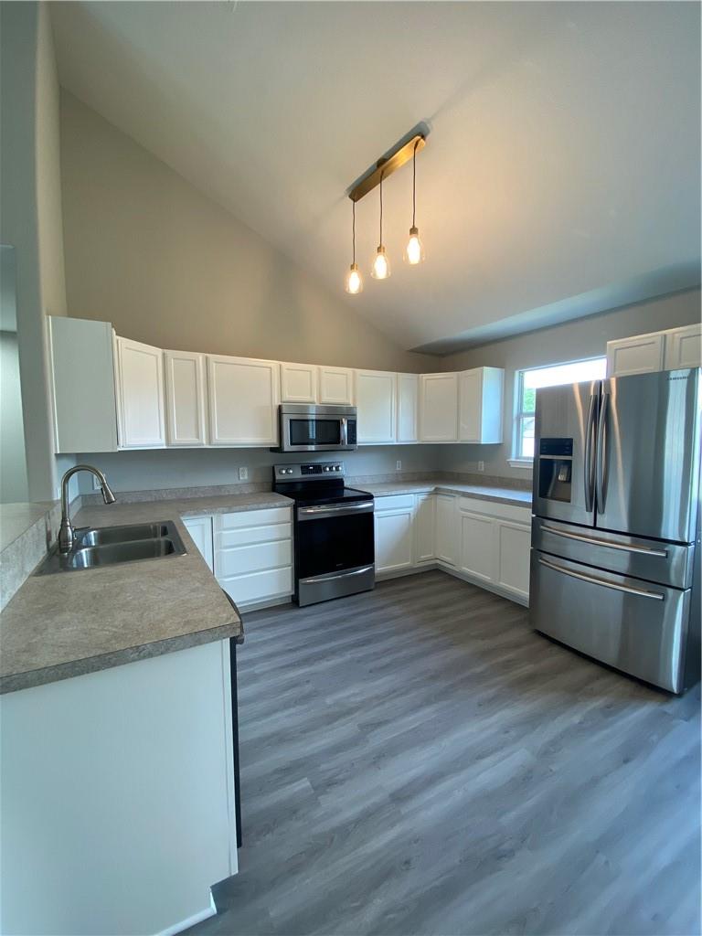 504 Debra Dr Property Photo 9