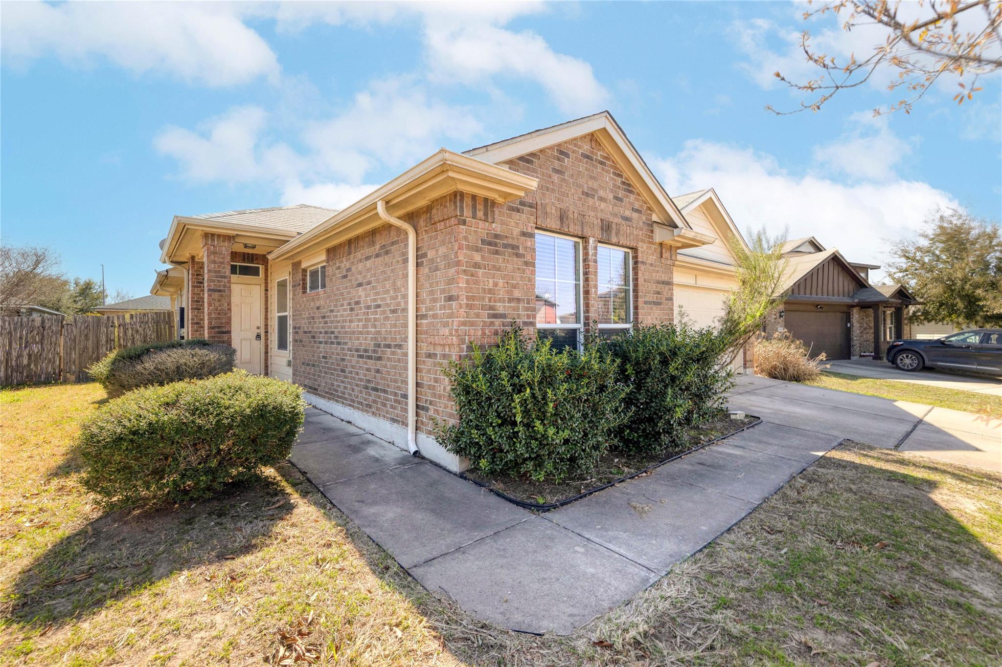 13213 Forest Sage St Property Photo 2