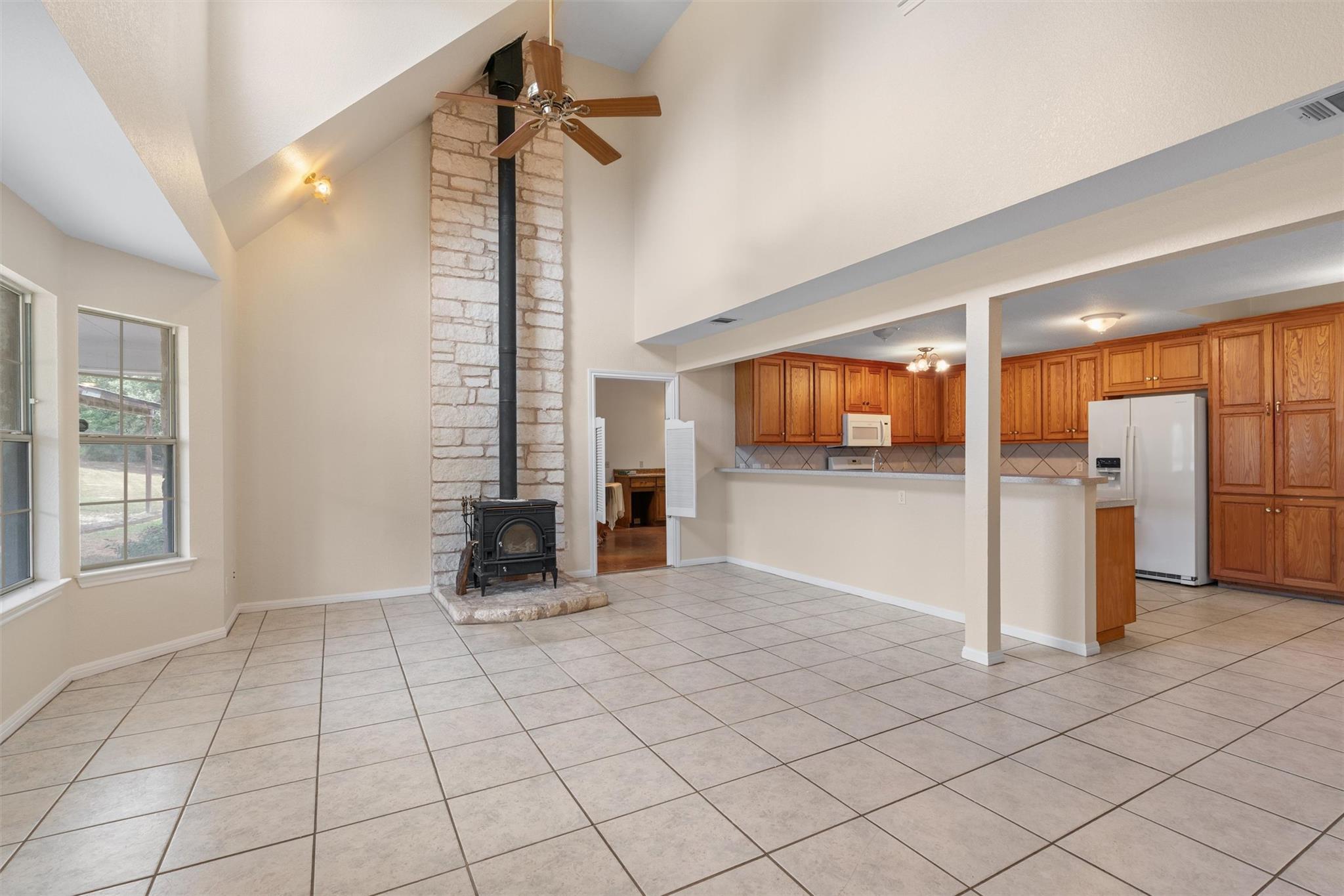 10520 N Highway 77 None Property Photo 7