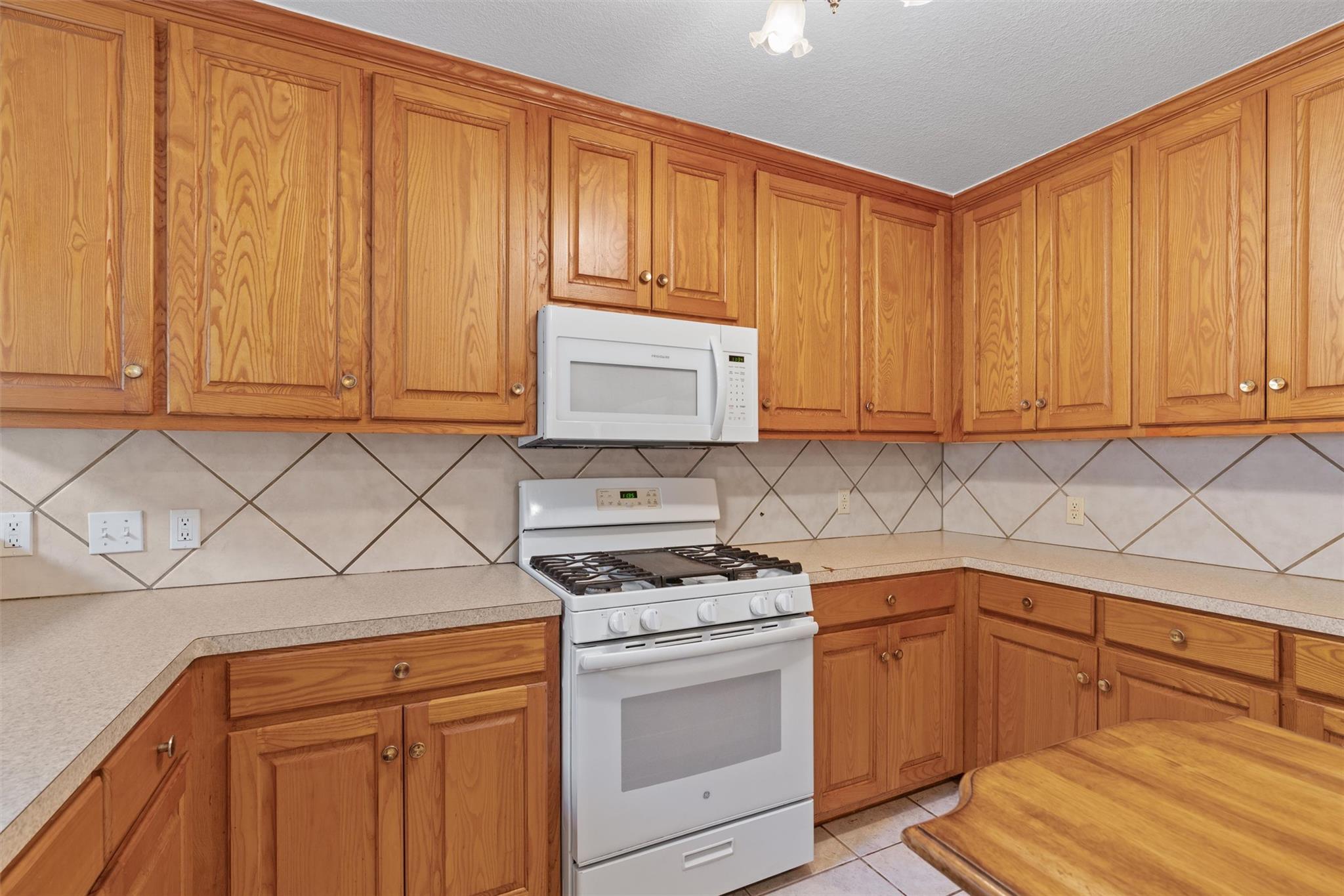 10520 N Highway 77 None Property Photo 15