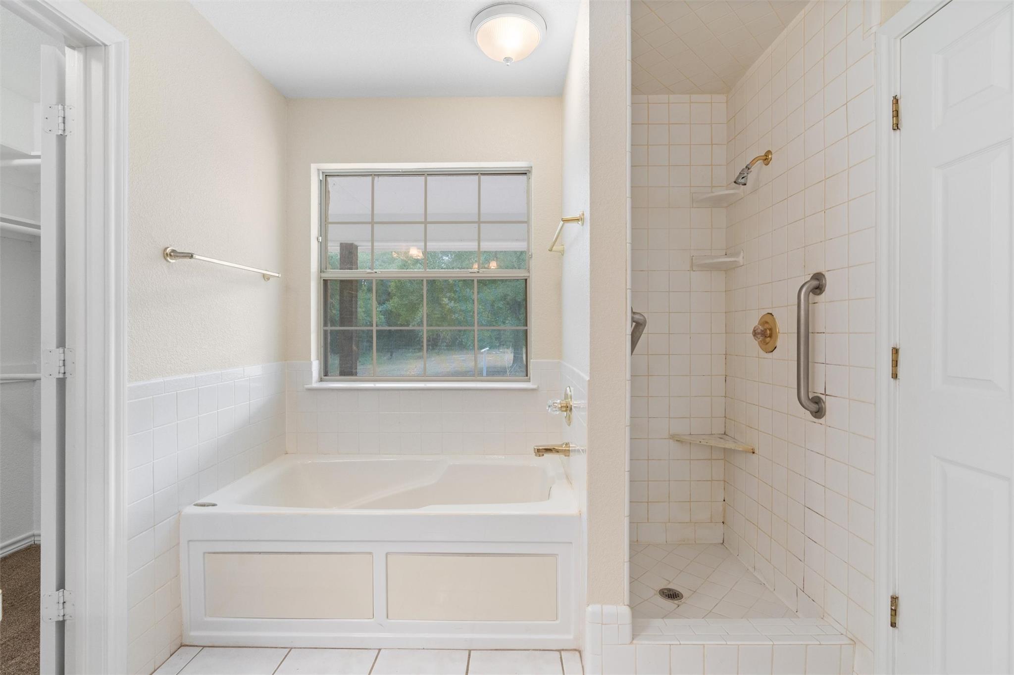 10520 N Highway 77 None Property Photo 25