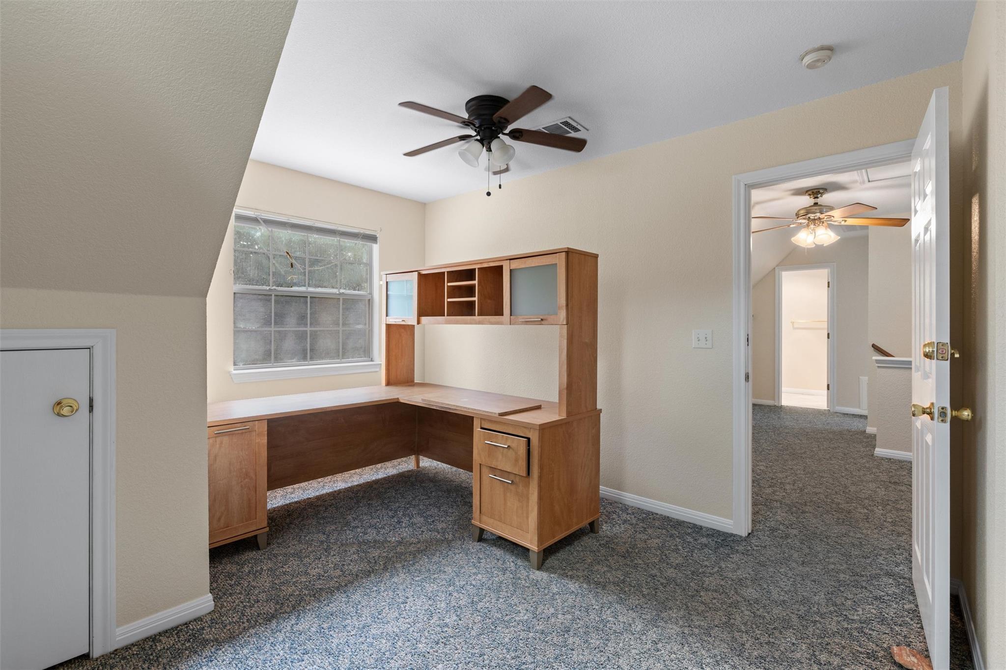 10520 N Highway 77 None Property Photo 27