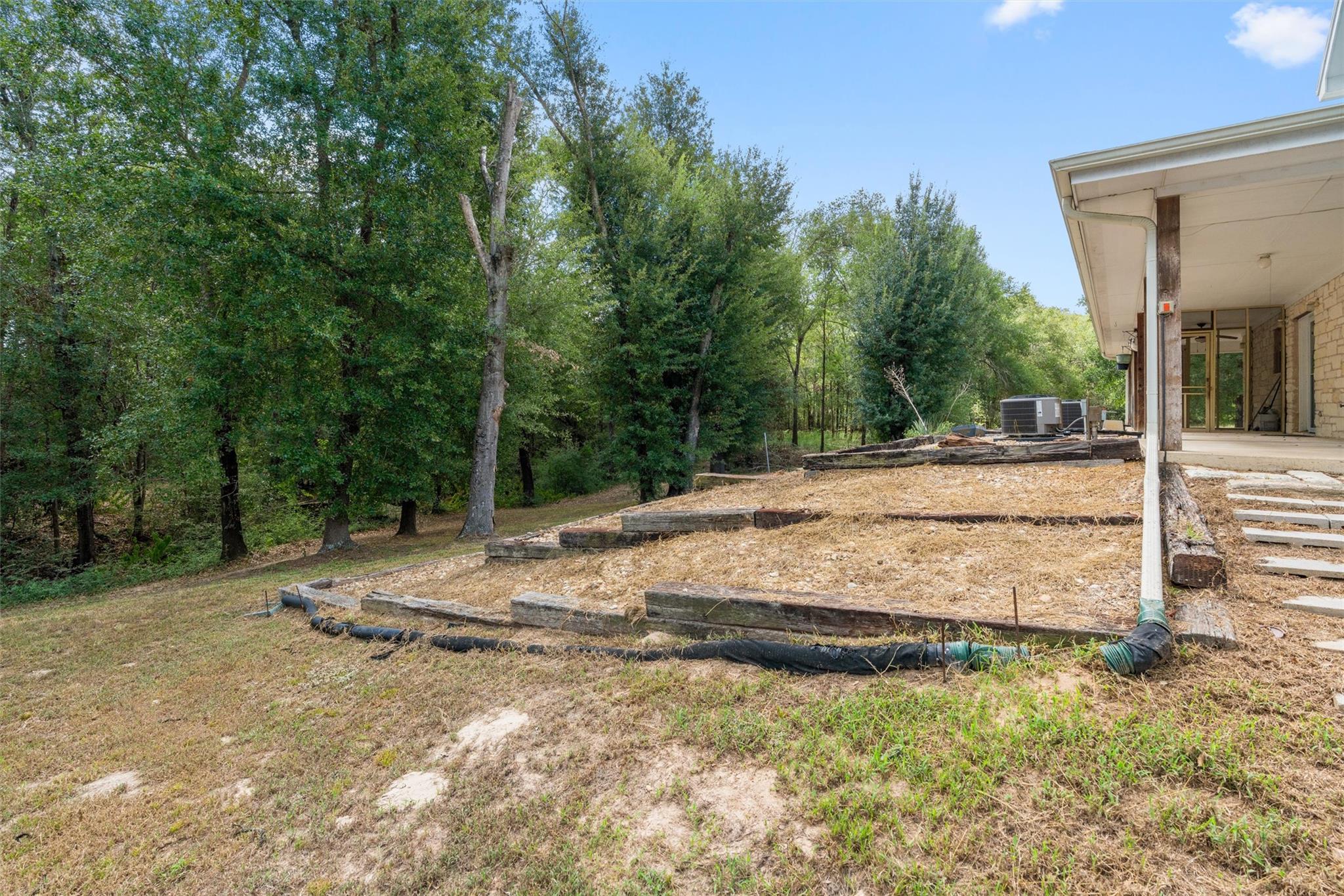 10520 N Highway 77 None Property Photo 35