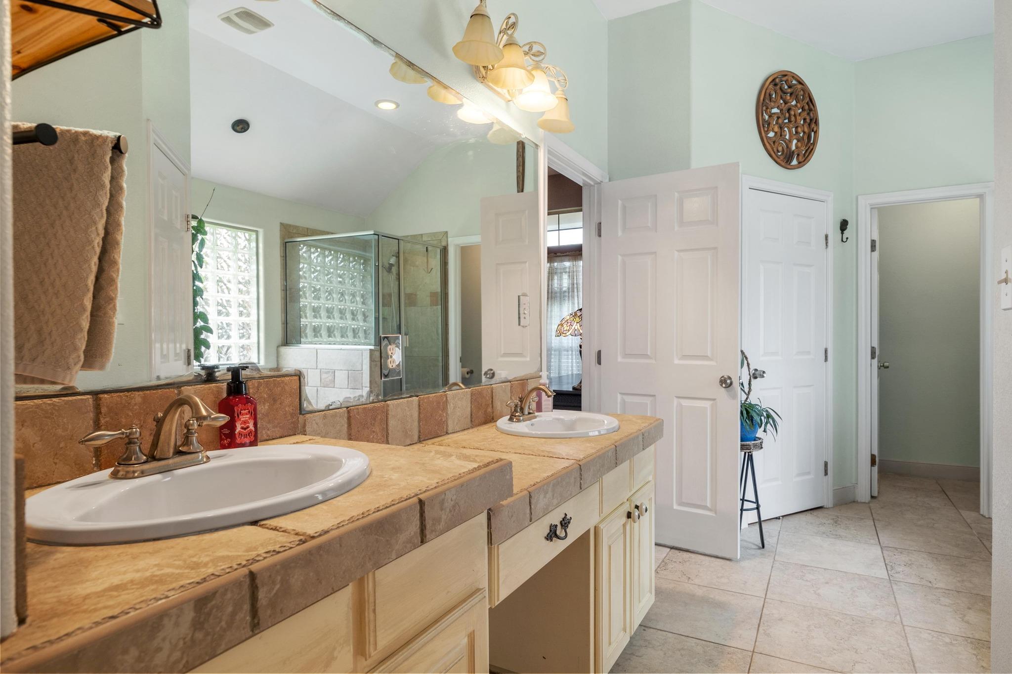4013 Harvey Penick Dr Property Photo 12