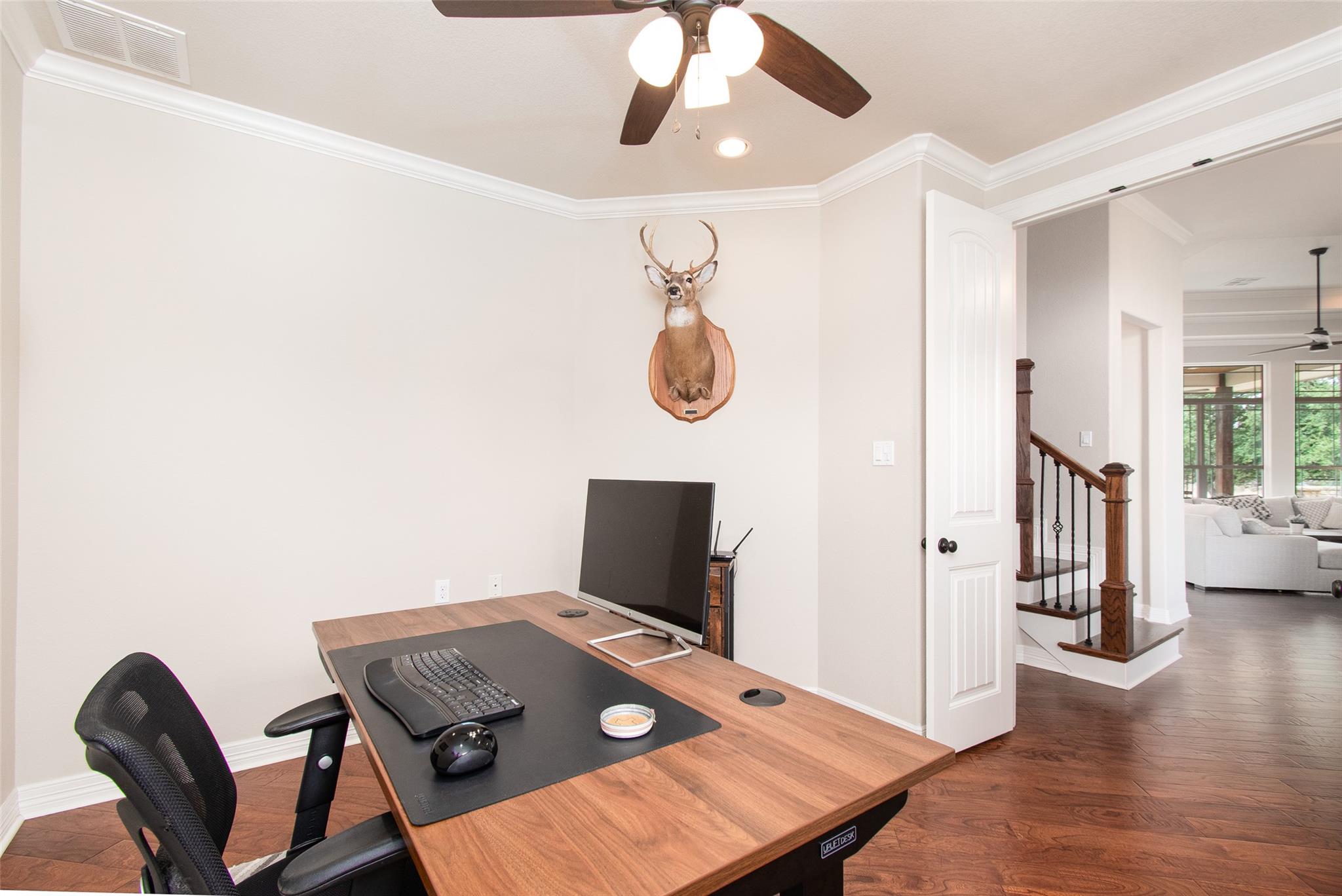 1160 Long Mdw Property Photo 18