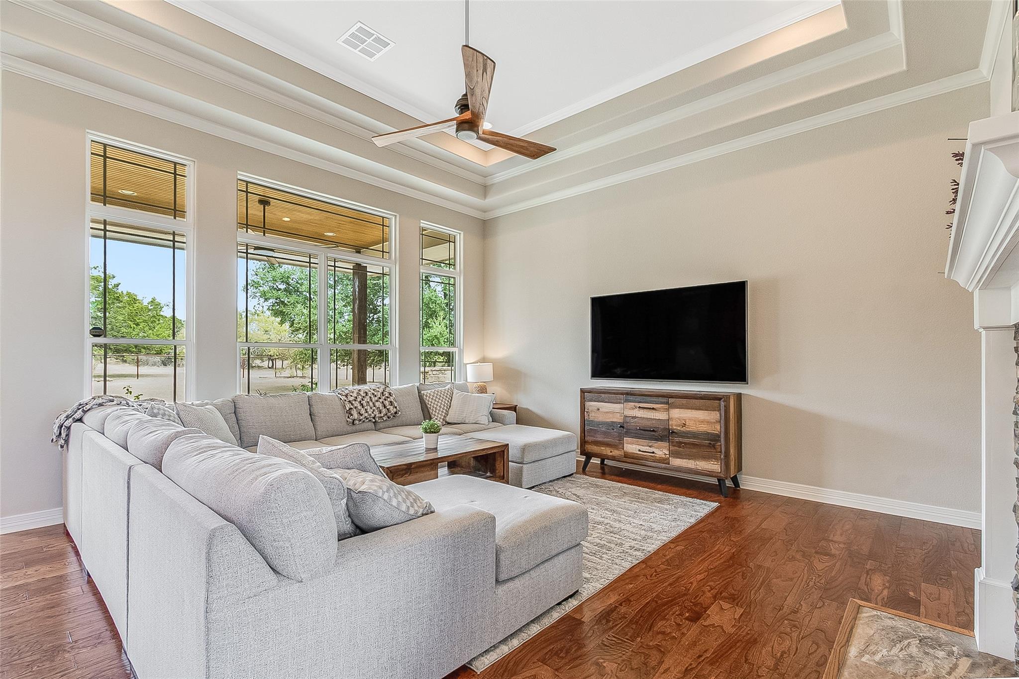 1160 Long Mdw Property Photo 32