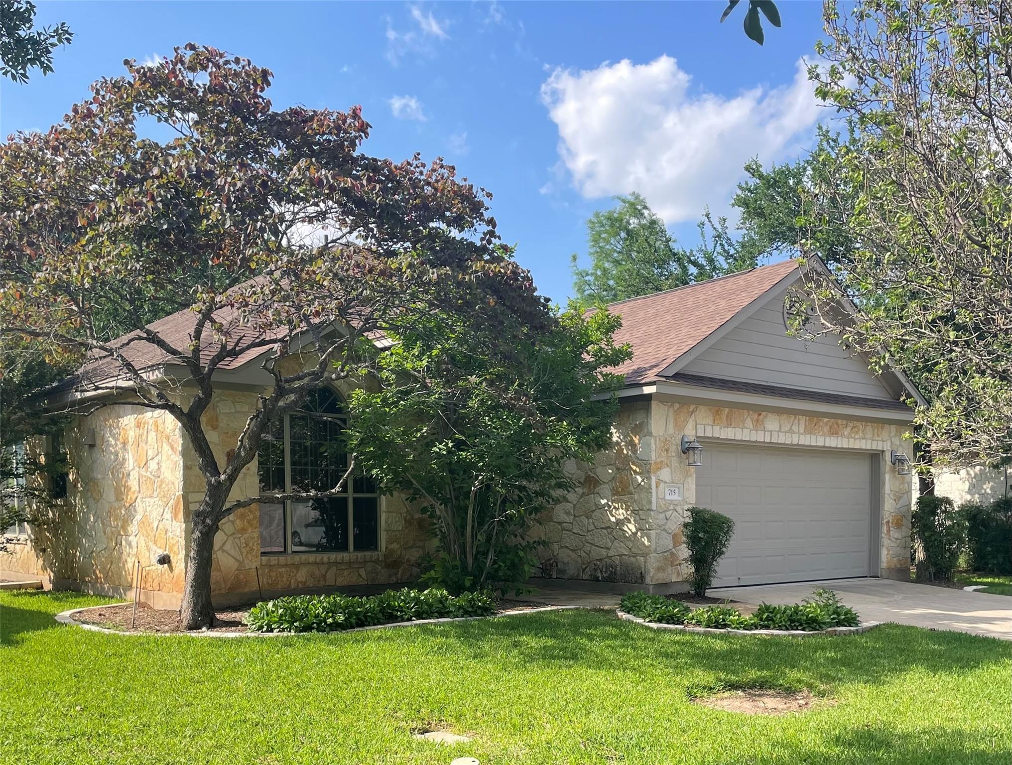 715 Enchanted Rock Trl Property Photo 1