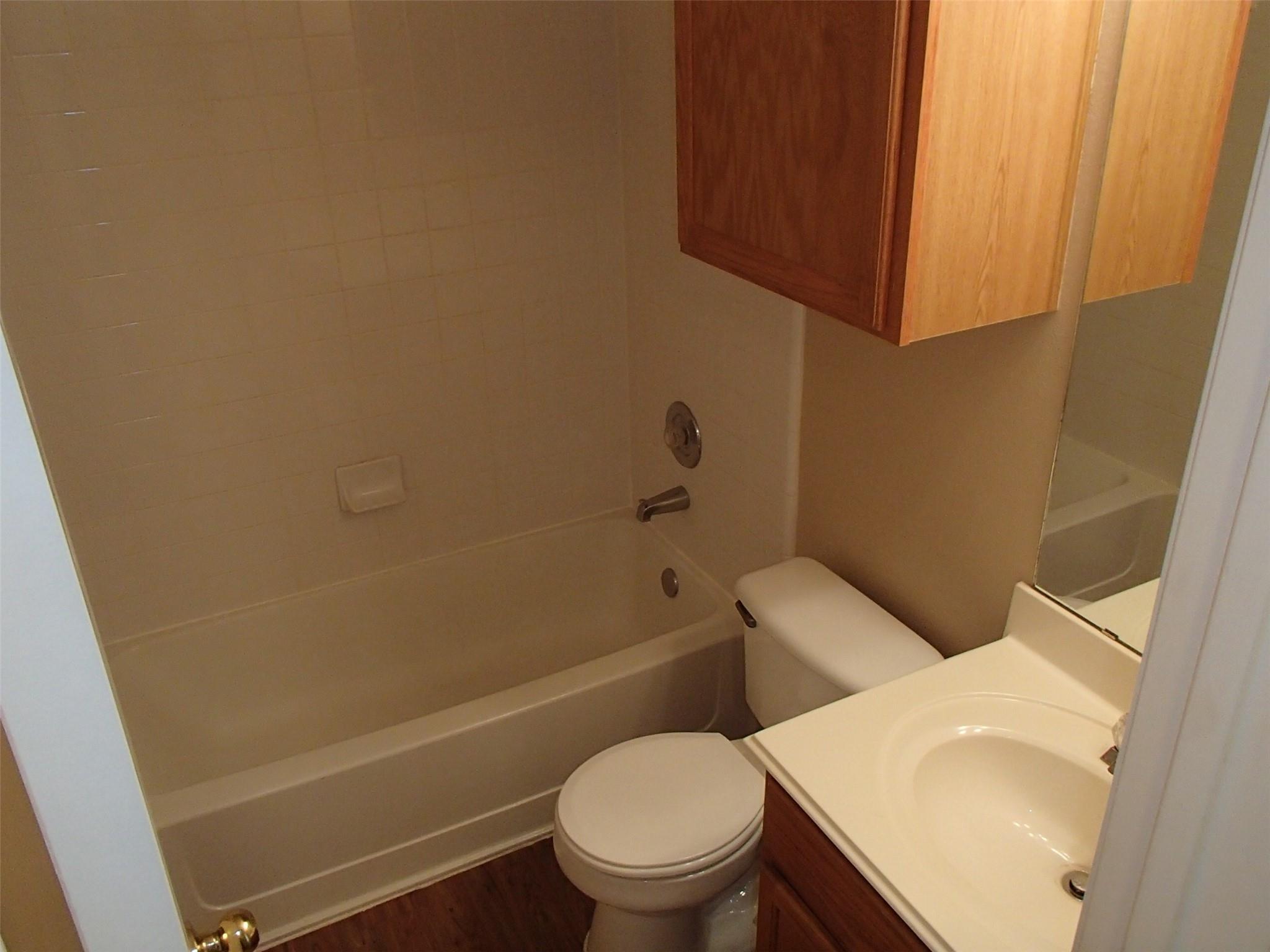 208 Juniper St Property Photo 23