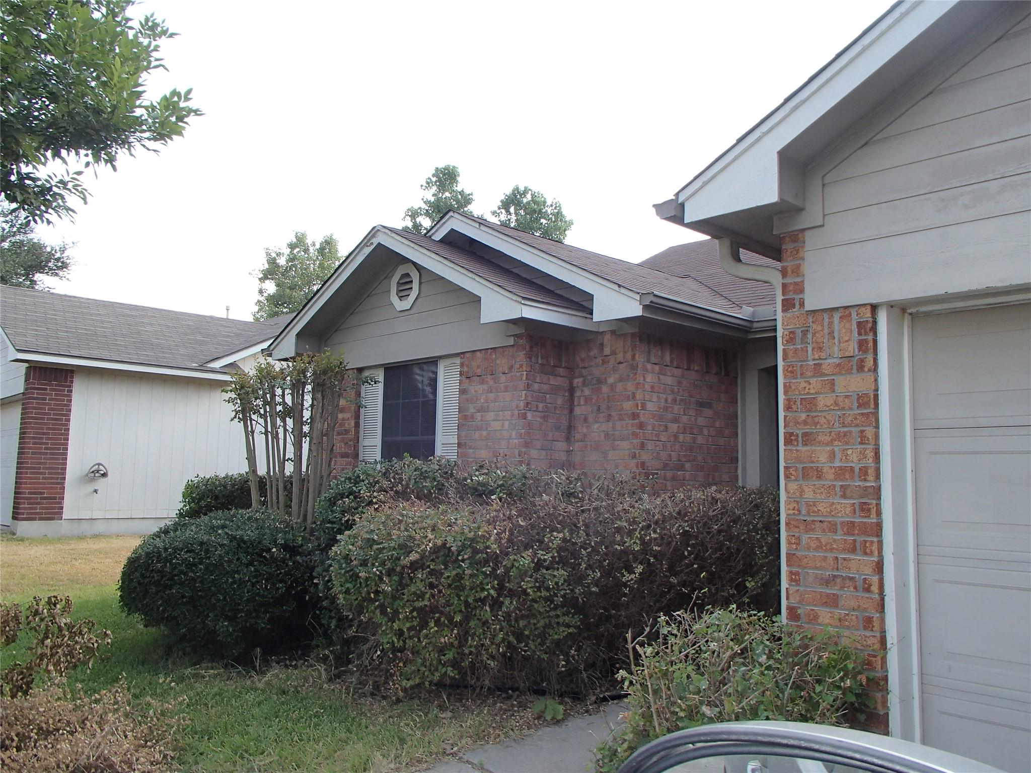 208 Juniper St Property Photo 34