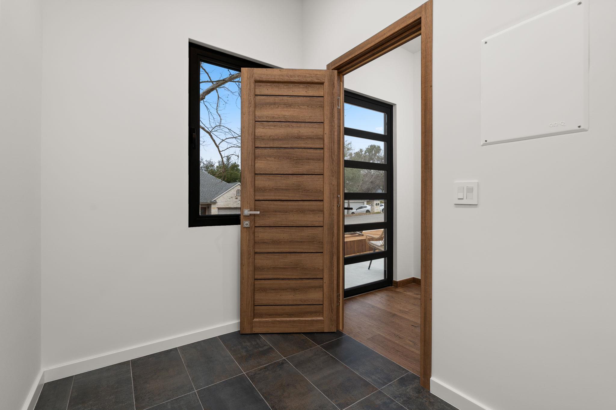 2915 Chisholm Trl Property Photo 6