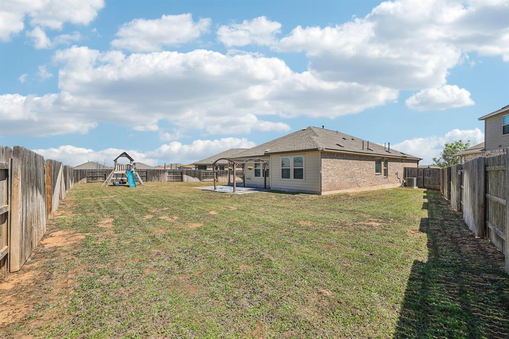 138 George Kimble Cv Property Photo 31