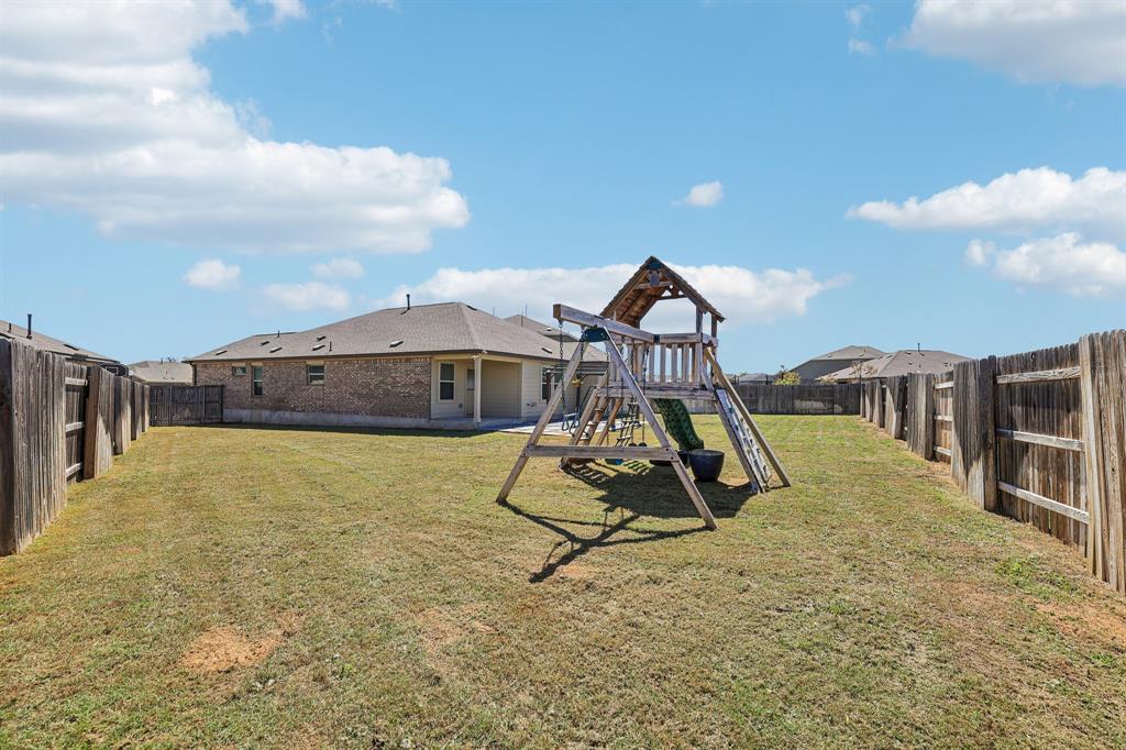 138 George Kimble Cv Property Photo 32