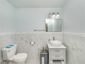 17205 County Line Rd Property Photo 16