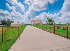 17205 County Line Rd Property Photo 25