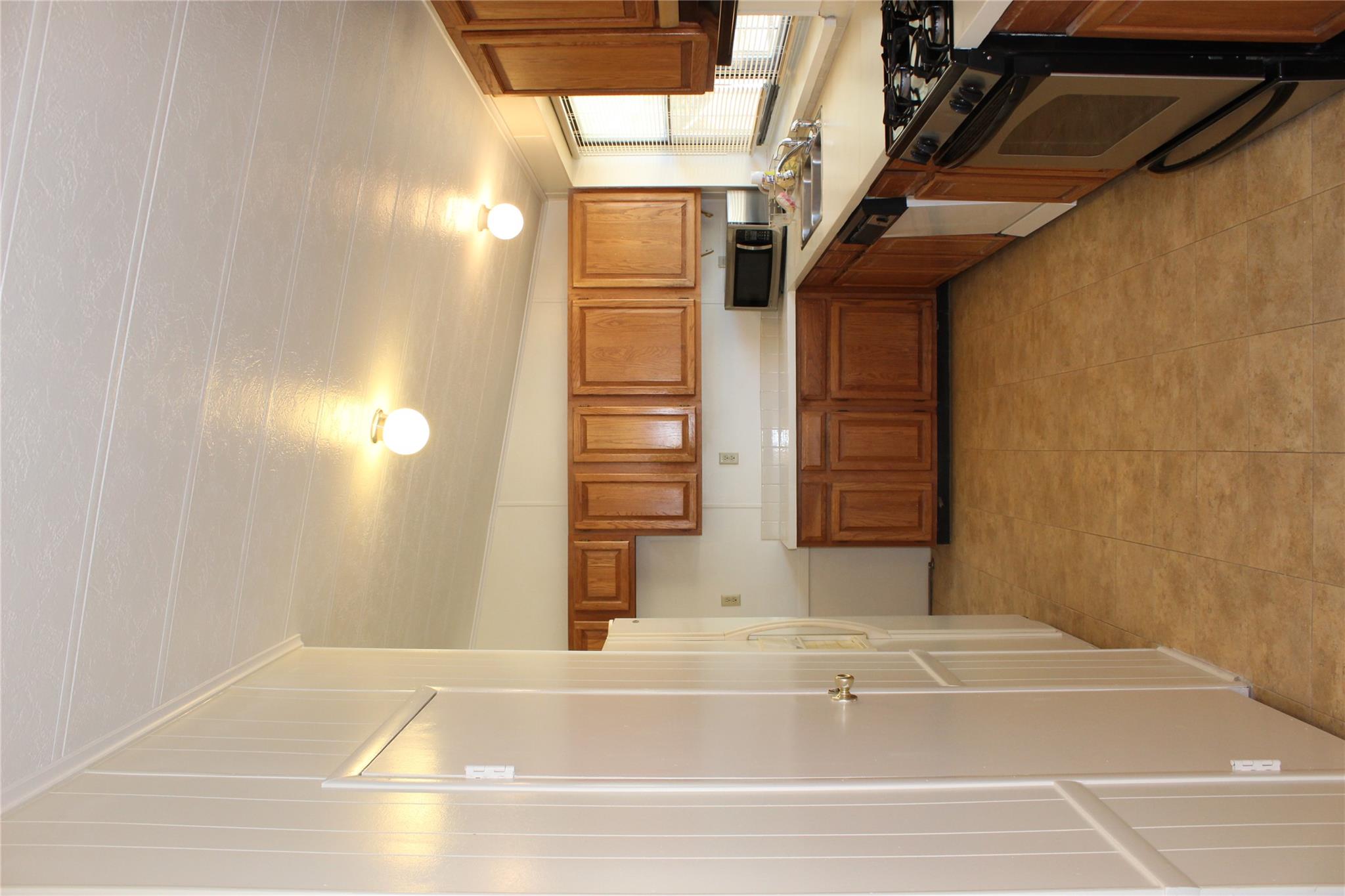 14111 S Green Hills Loop #b Property Photo 4