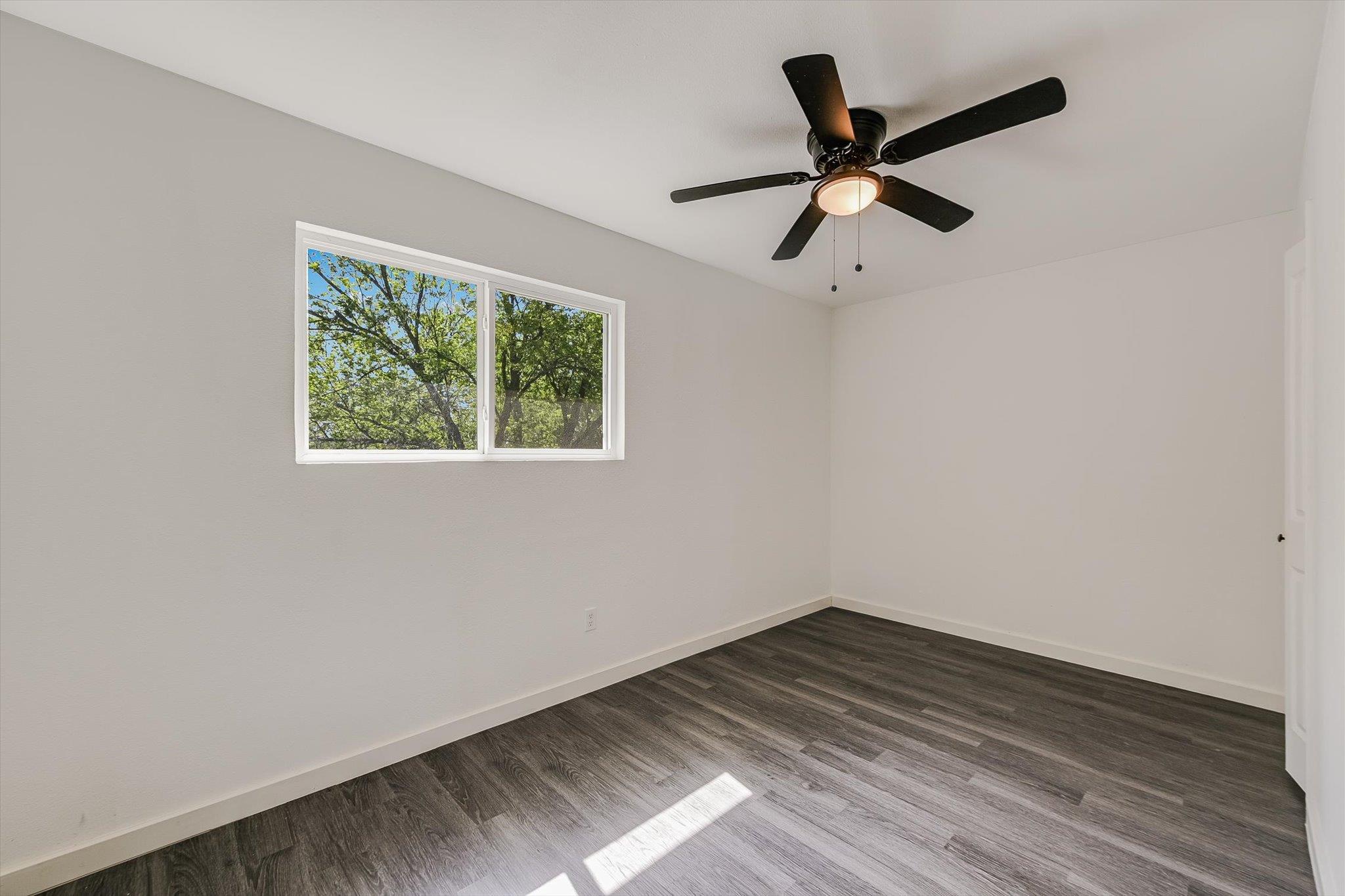 6913 Shannon Dr Property Photo 13