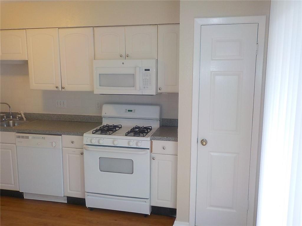11713 Argonne Forest Trl #b Property Photo 5