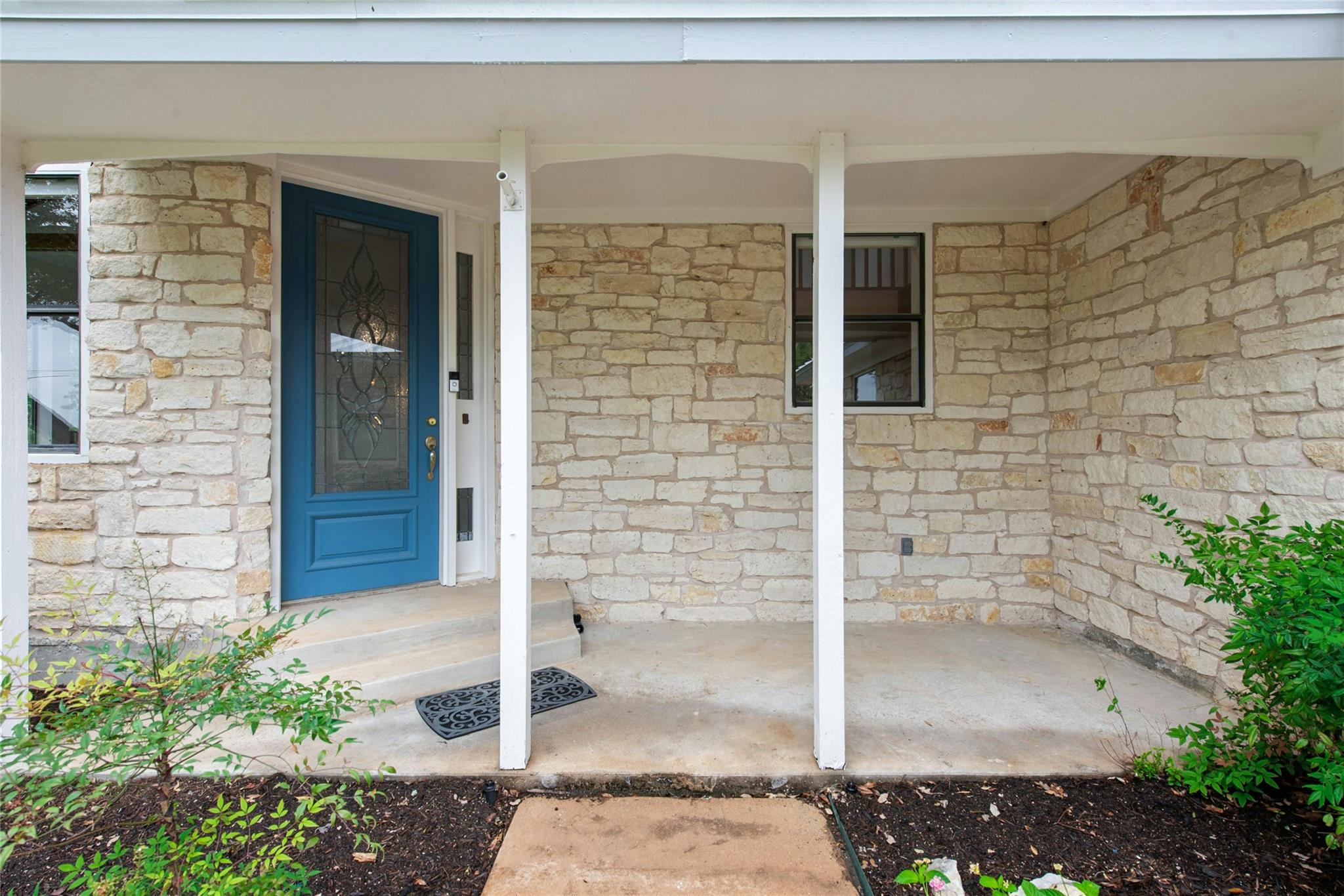 140 Donna Dr Property Photo 4