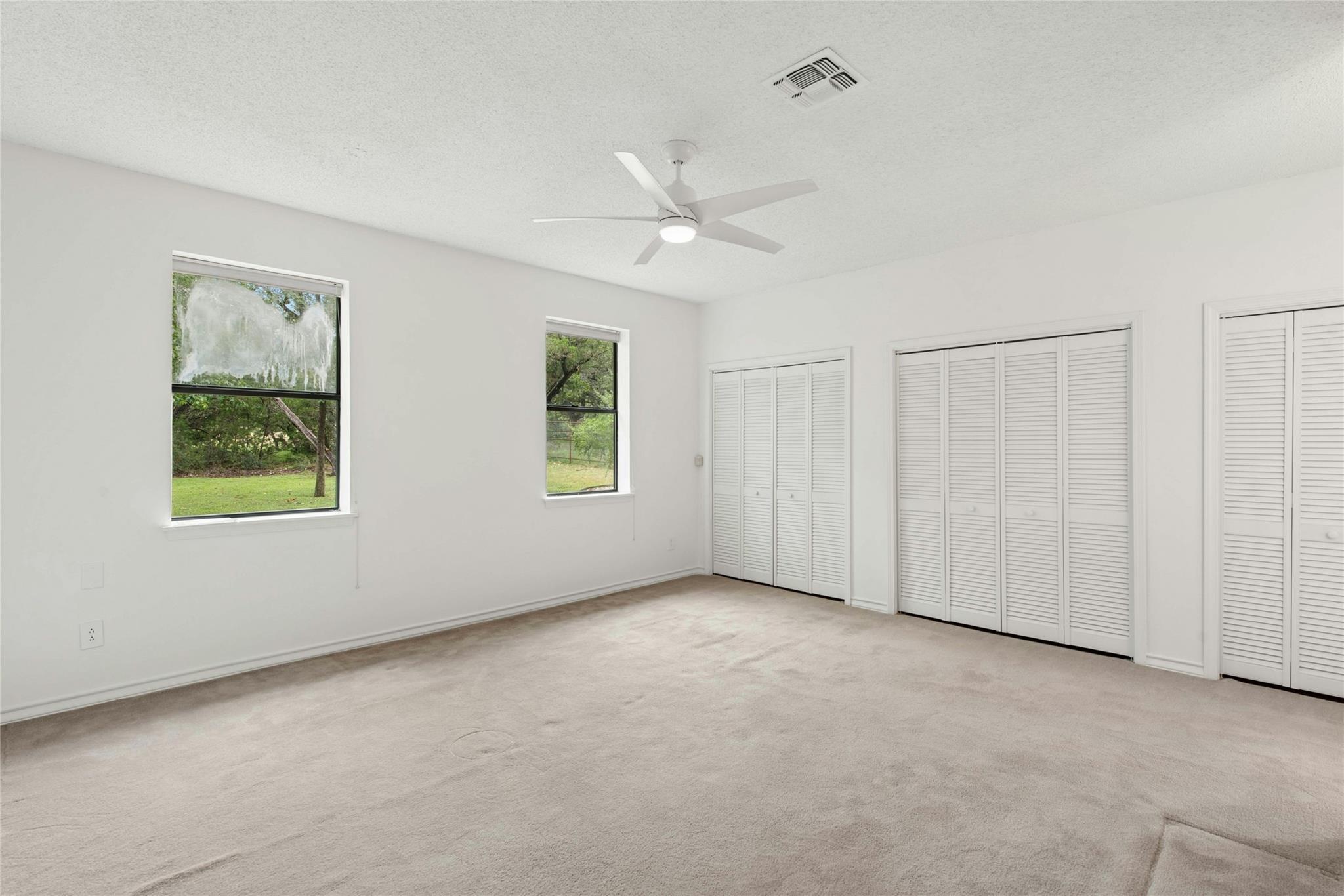 140 Donna Dr Property Photo 16