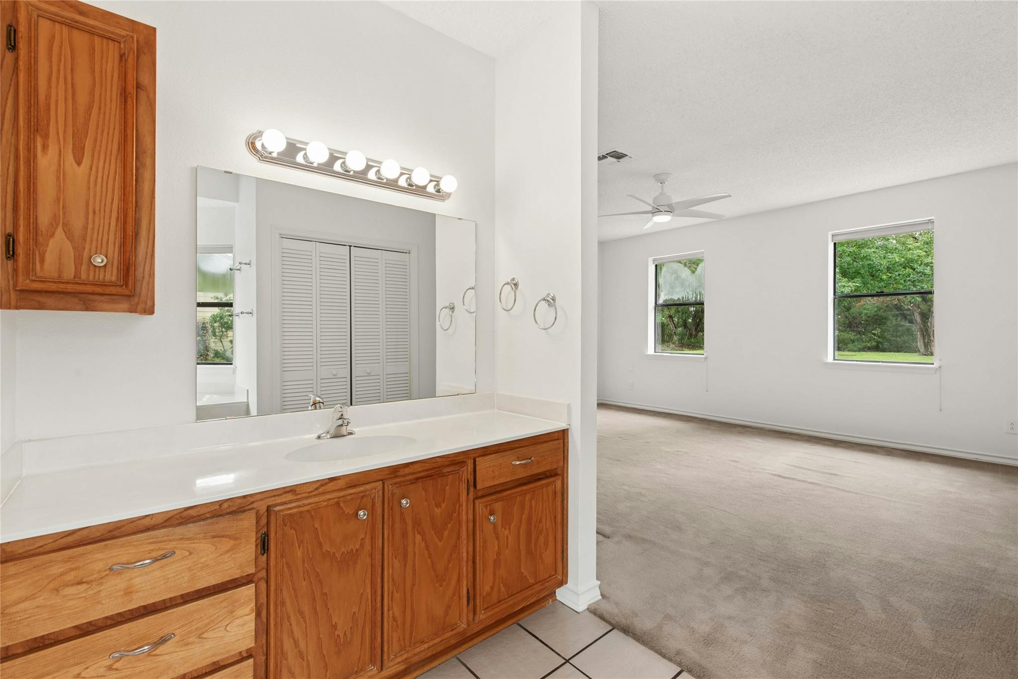 140 Donna Dr Property Photo 20
