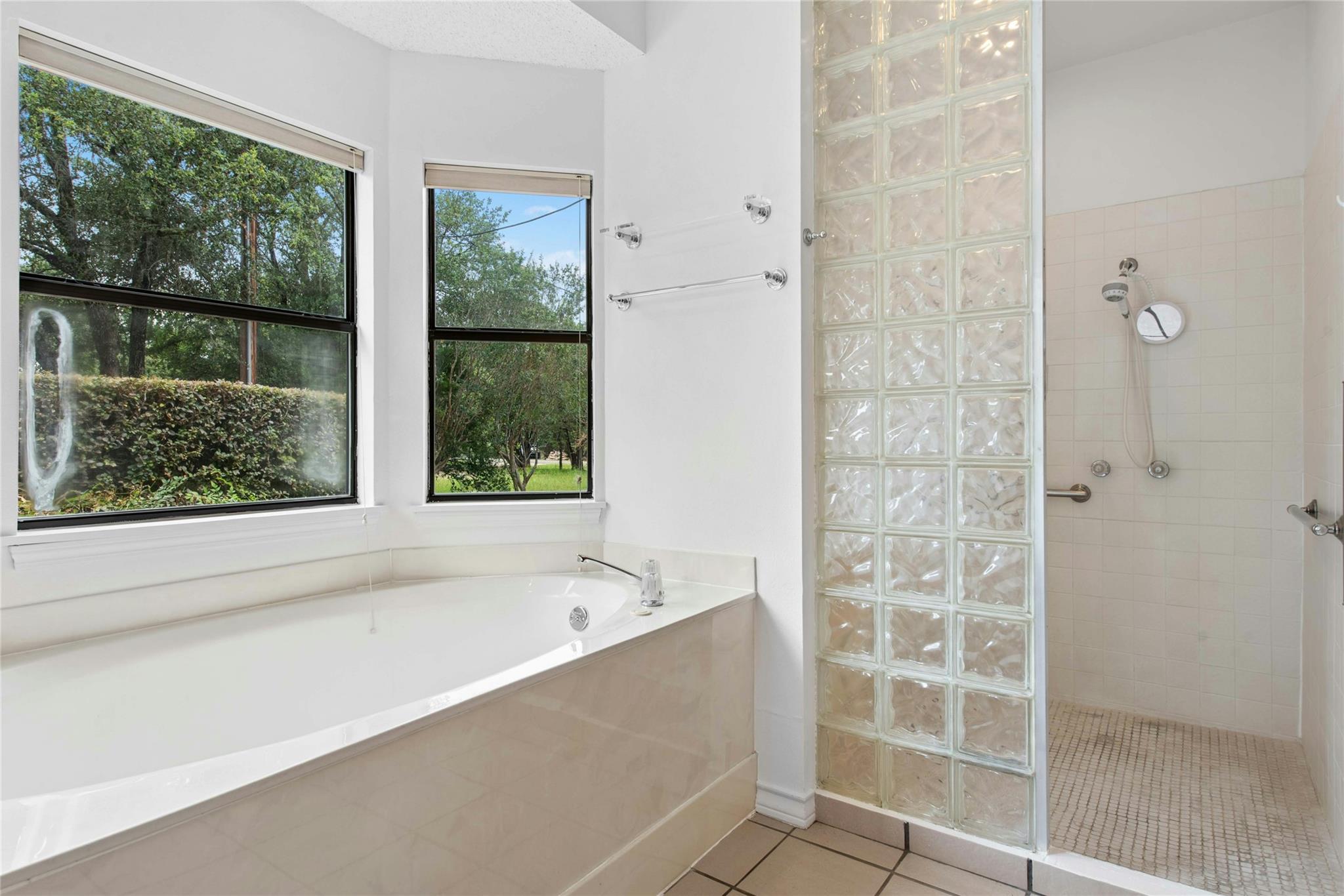 140 Donna Dr Property Photo 22