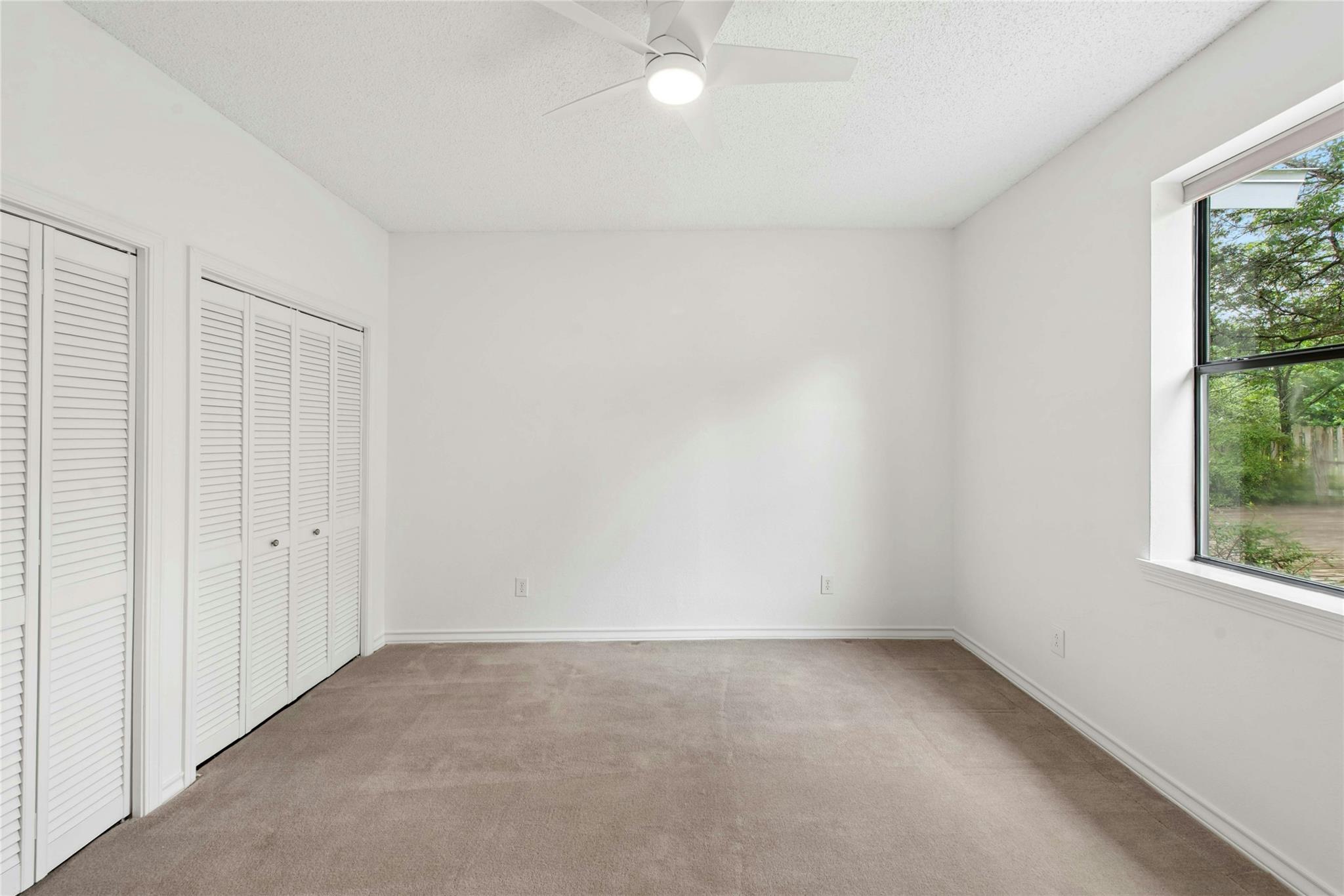 140 Donna Dr Property Photo 25