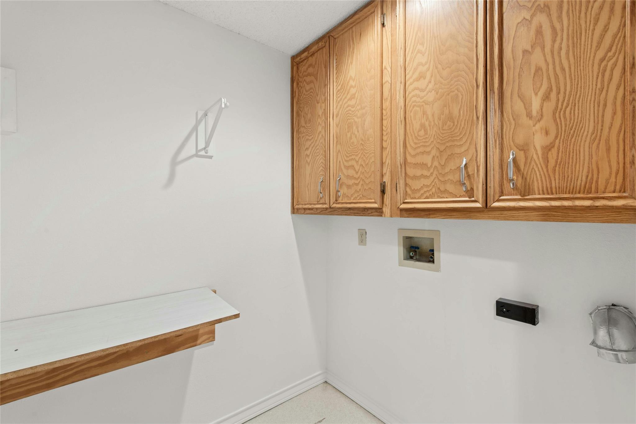 140 Donna Dr Property Photo 31