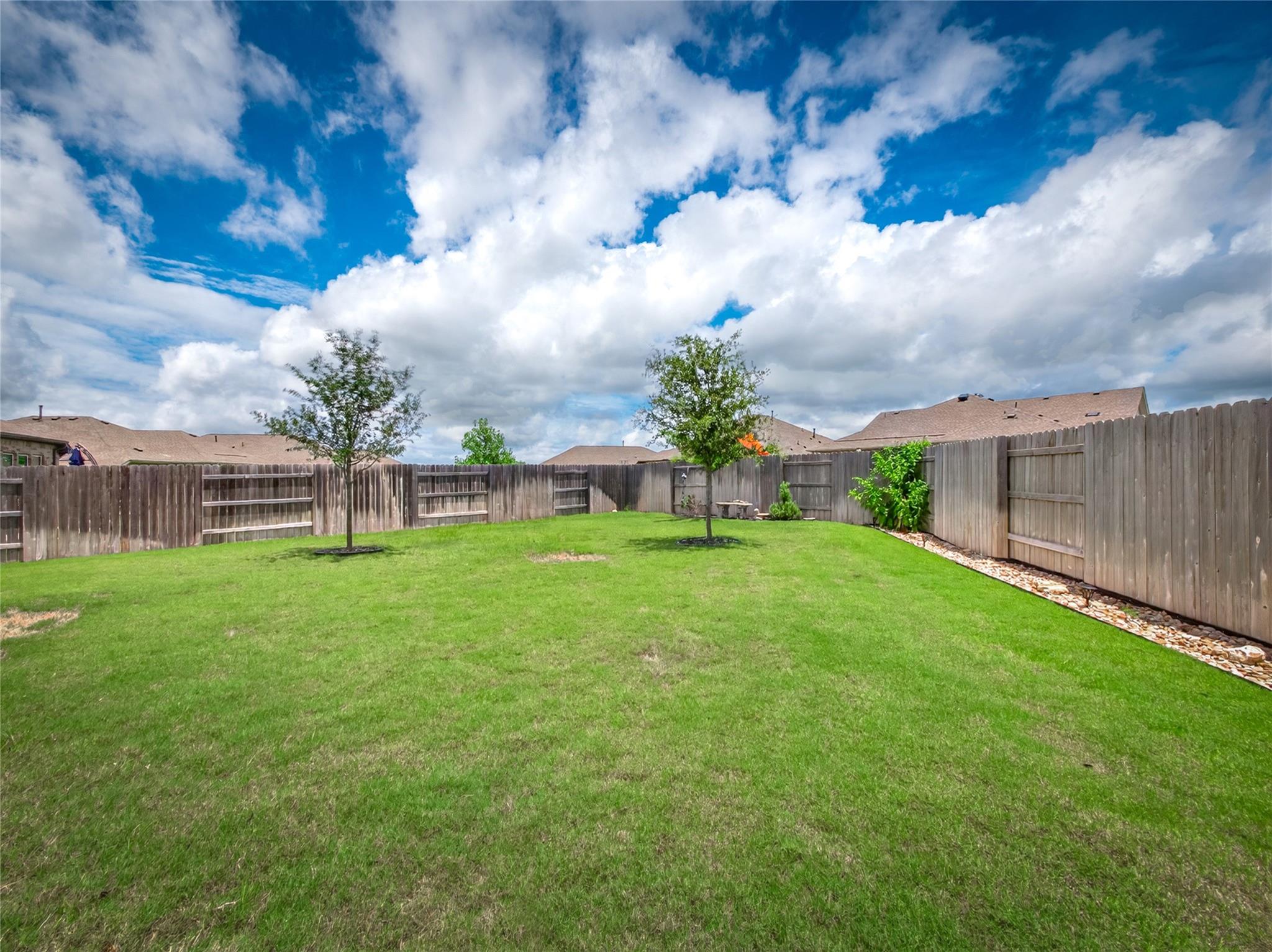 107 Freeman Day Dr Property Photo 28