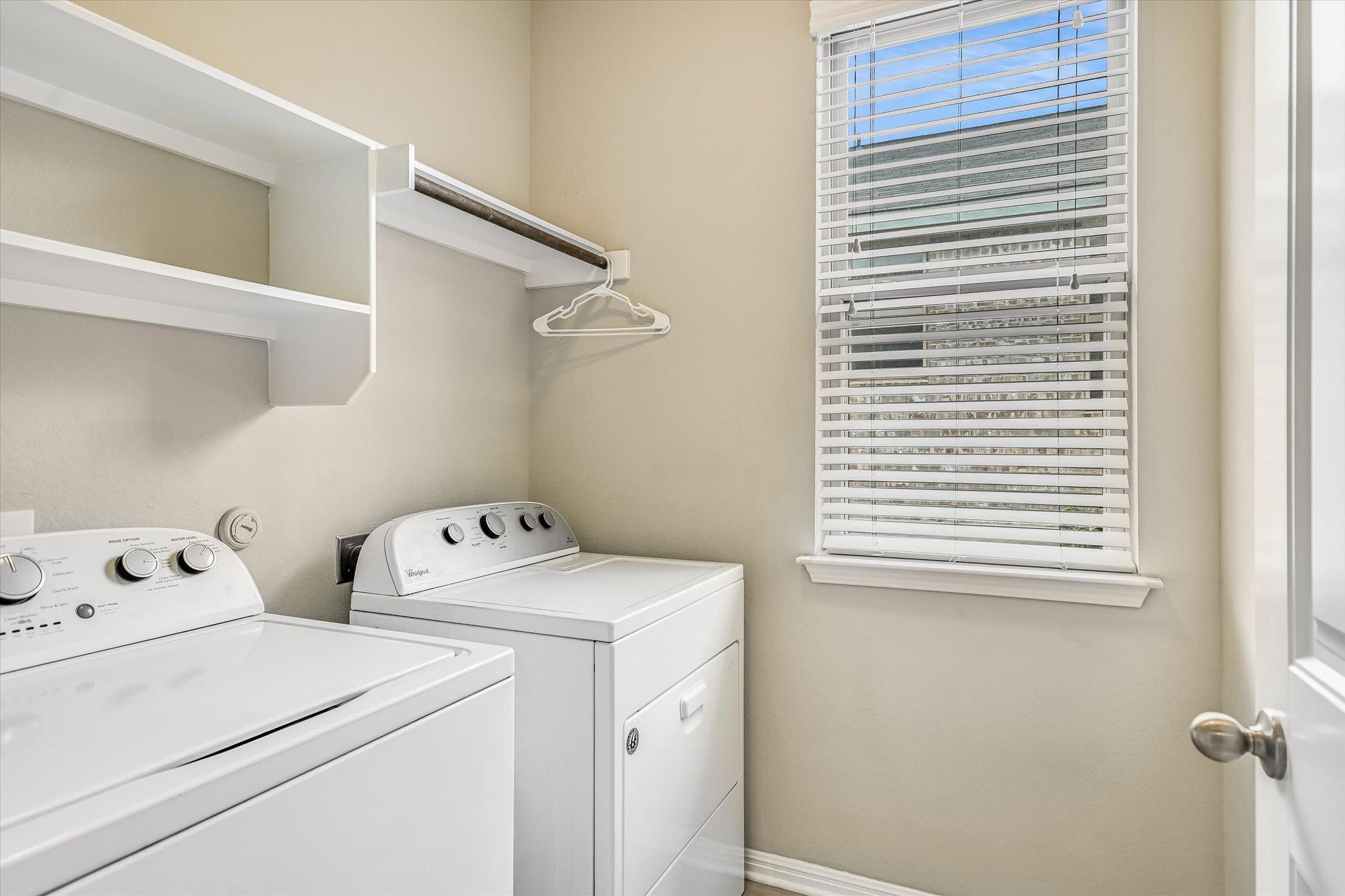 1504 William Bee Dr Property Photo 10