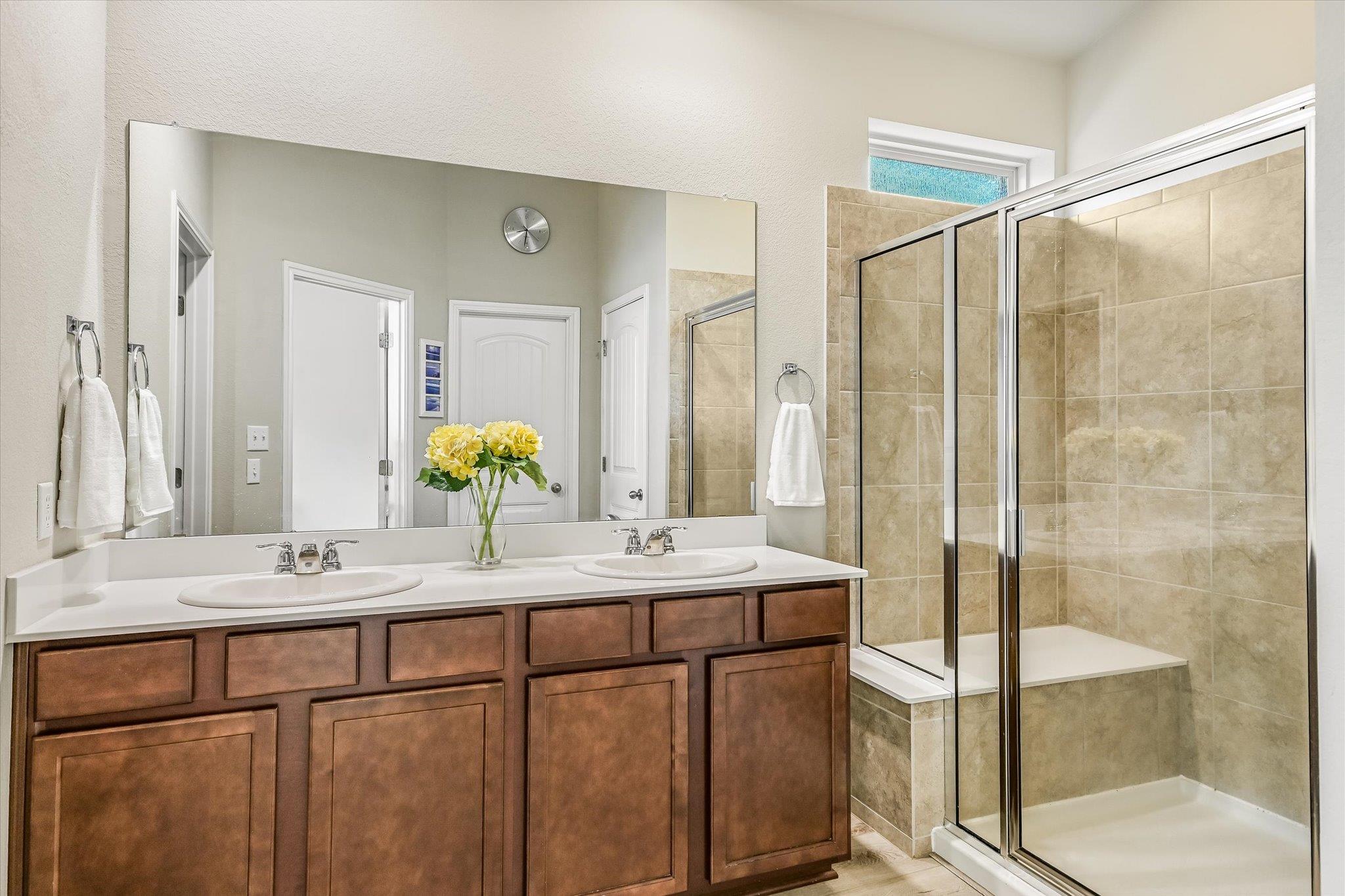 1504 William Bee Dr Property Photo 15