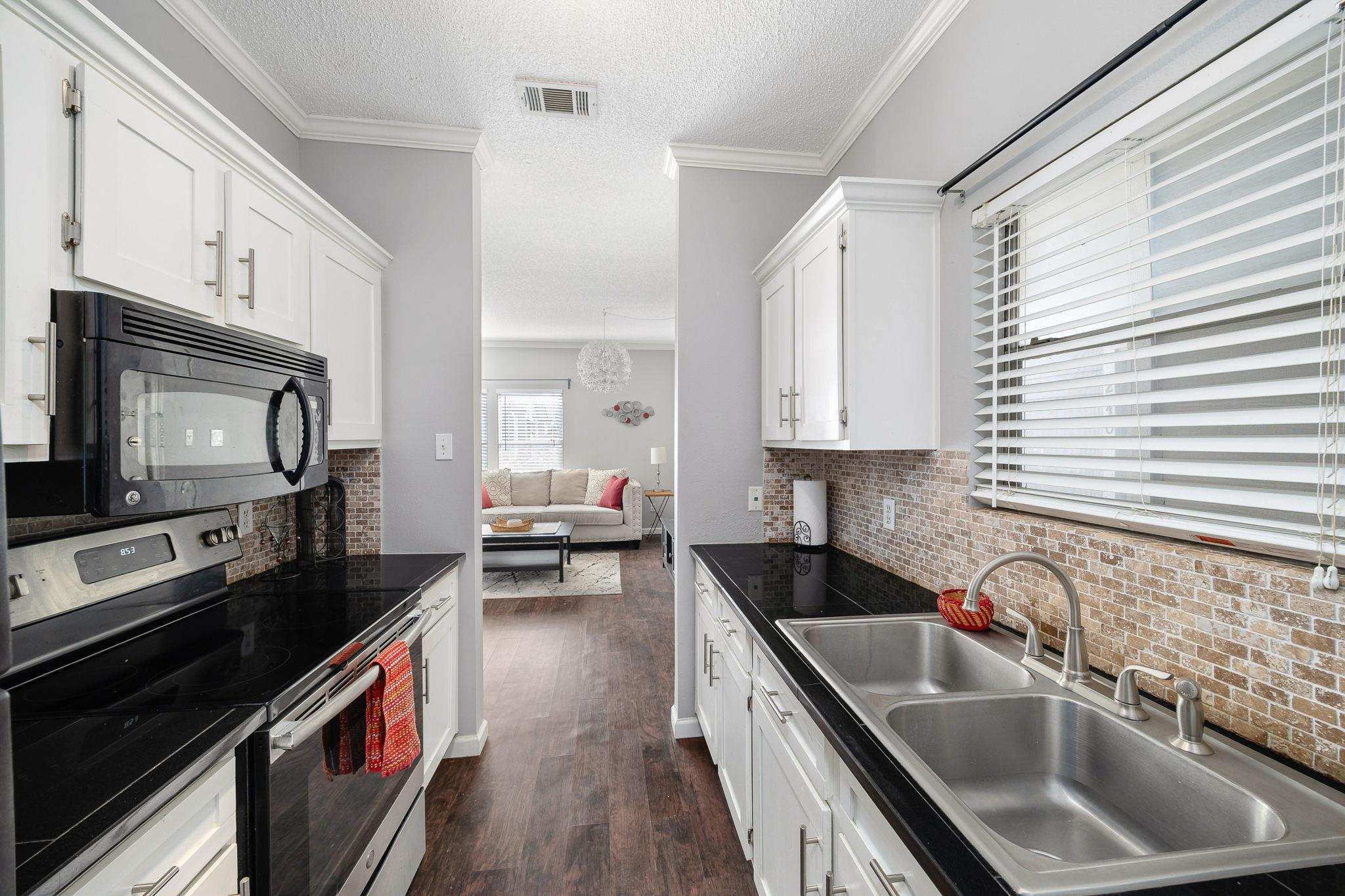 12166 Metric Blvd #239 Property Photo 8