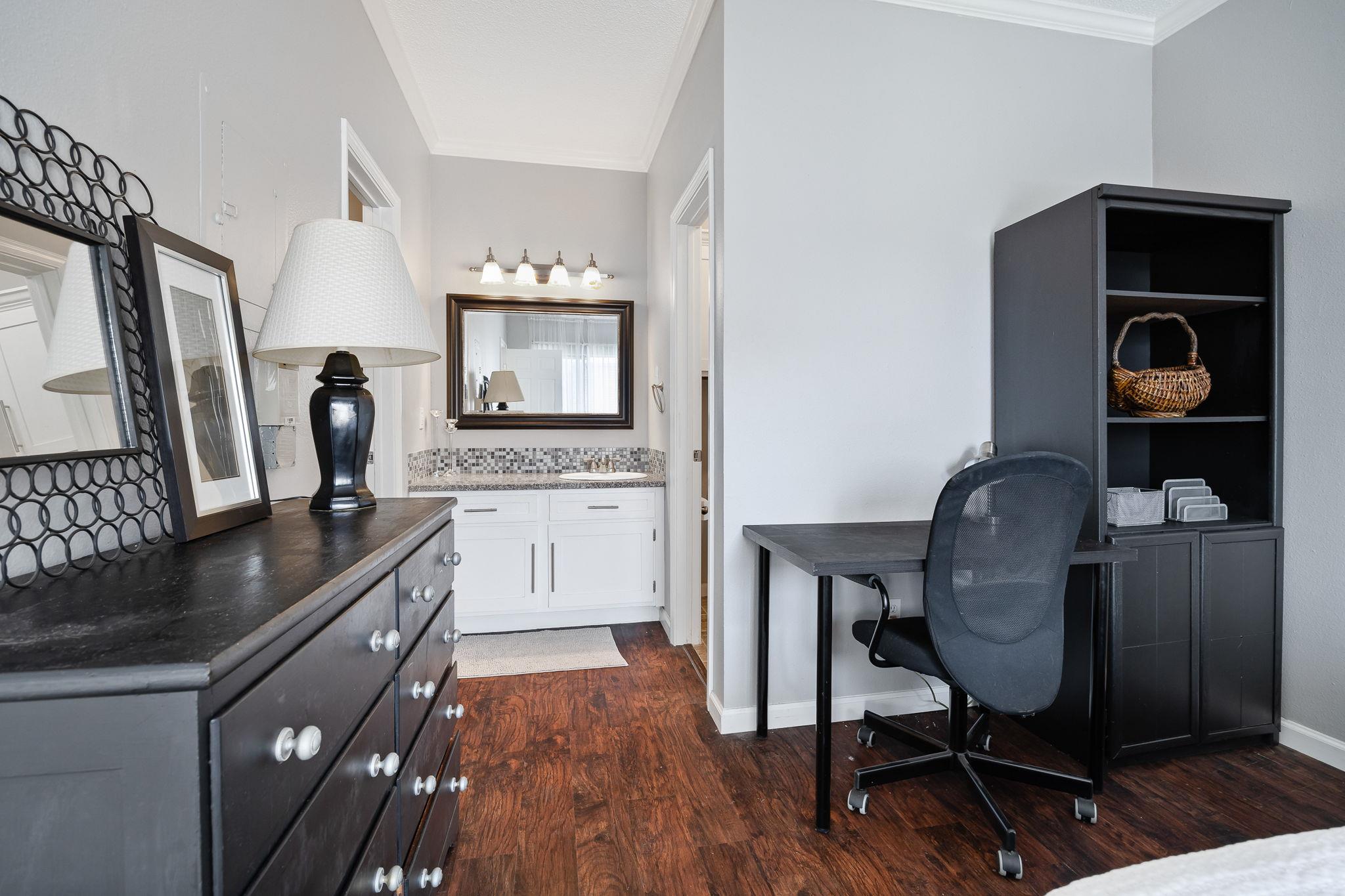 12166 Metric Blvd #239 Property Photo 16