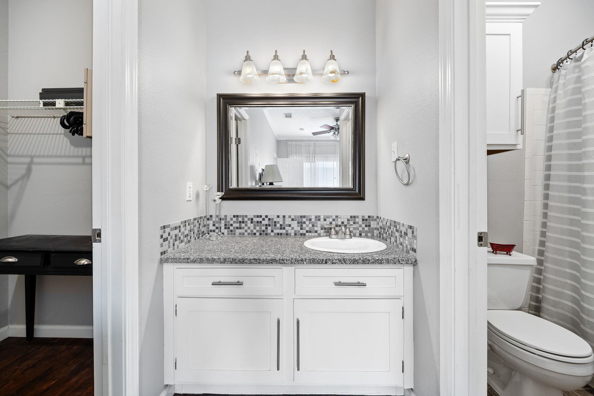 12166 Metric Blvd #239 Property Photo 18
