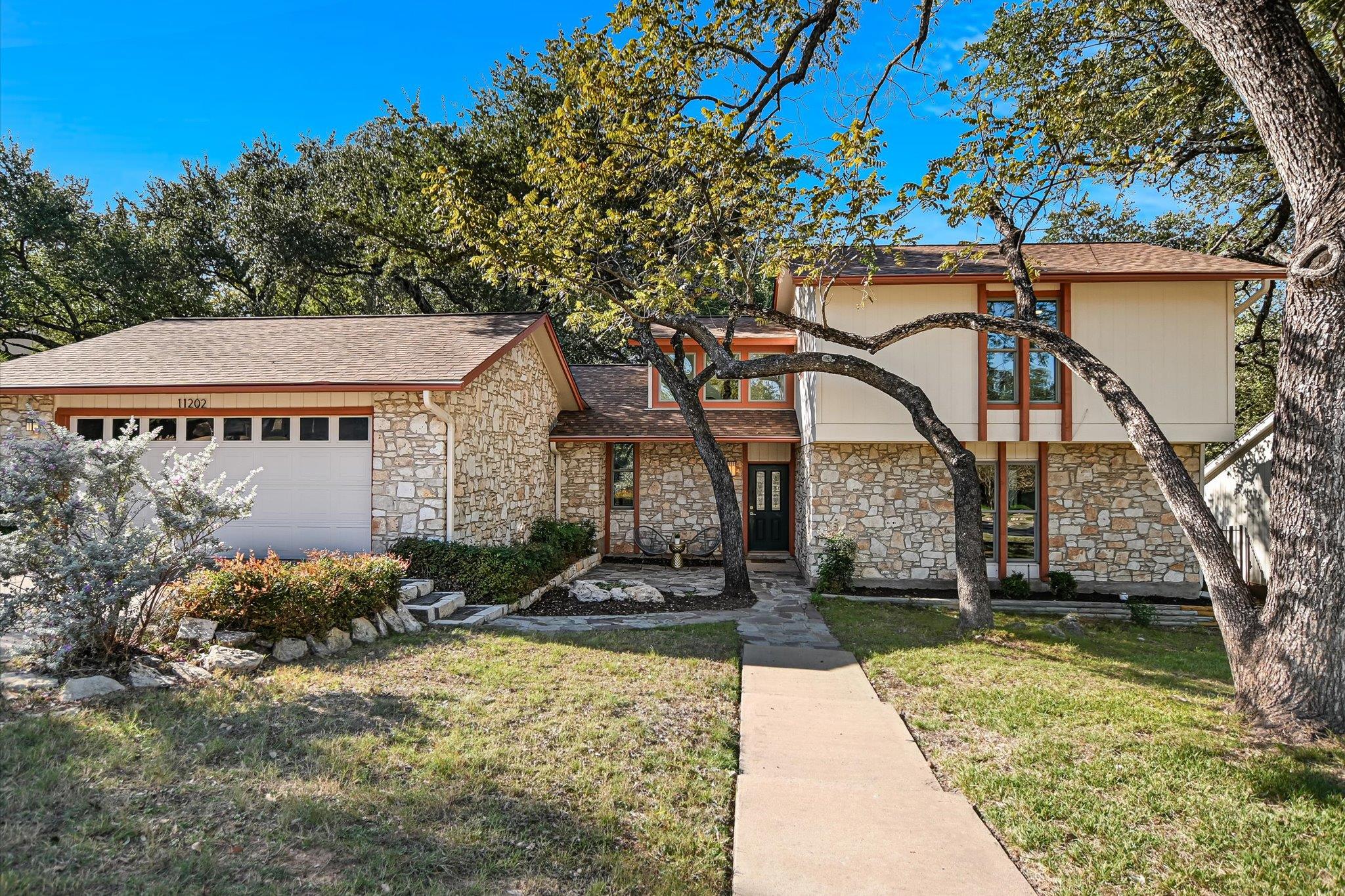 11202 Oak View Dr Property Photo 2