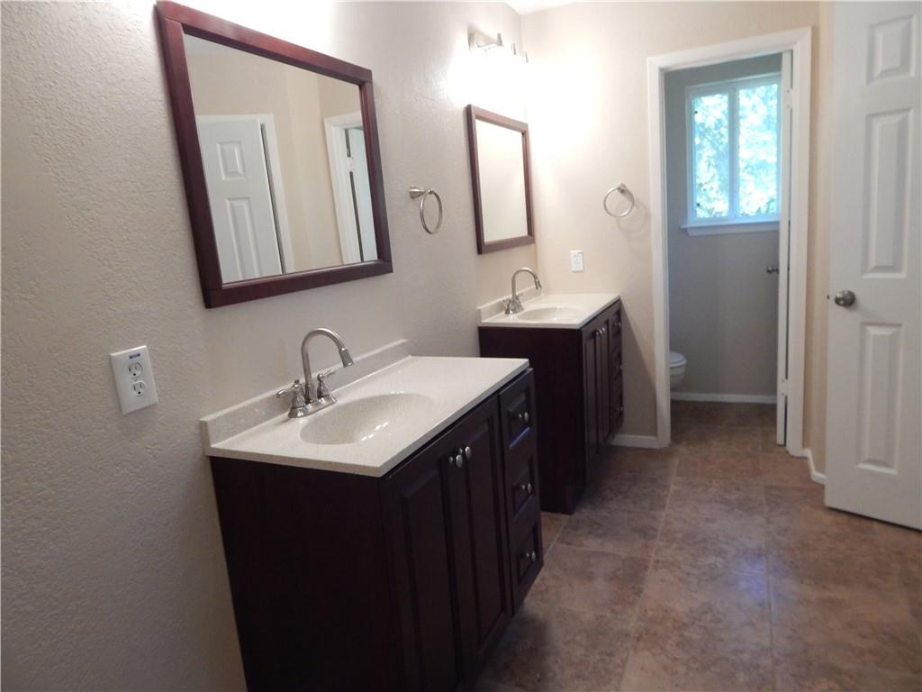 3903 Alexandria Dr Property Photo 6