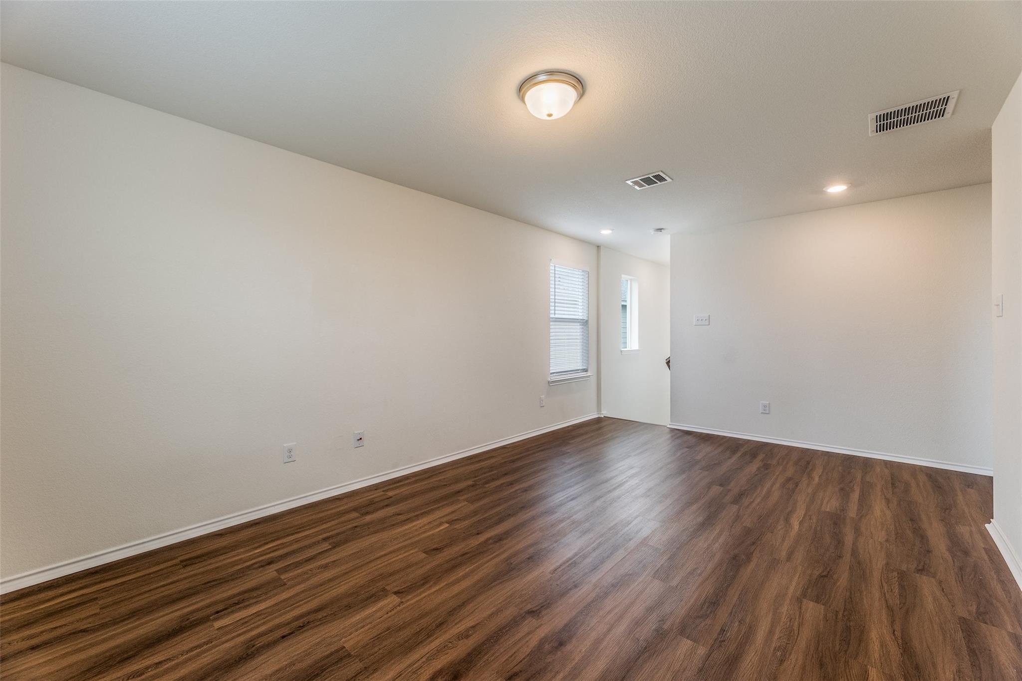 13709 Vigilance St Property Photo 13