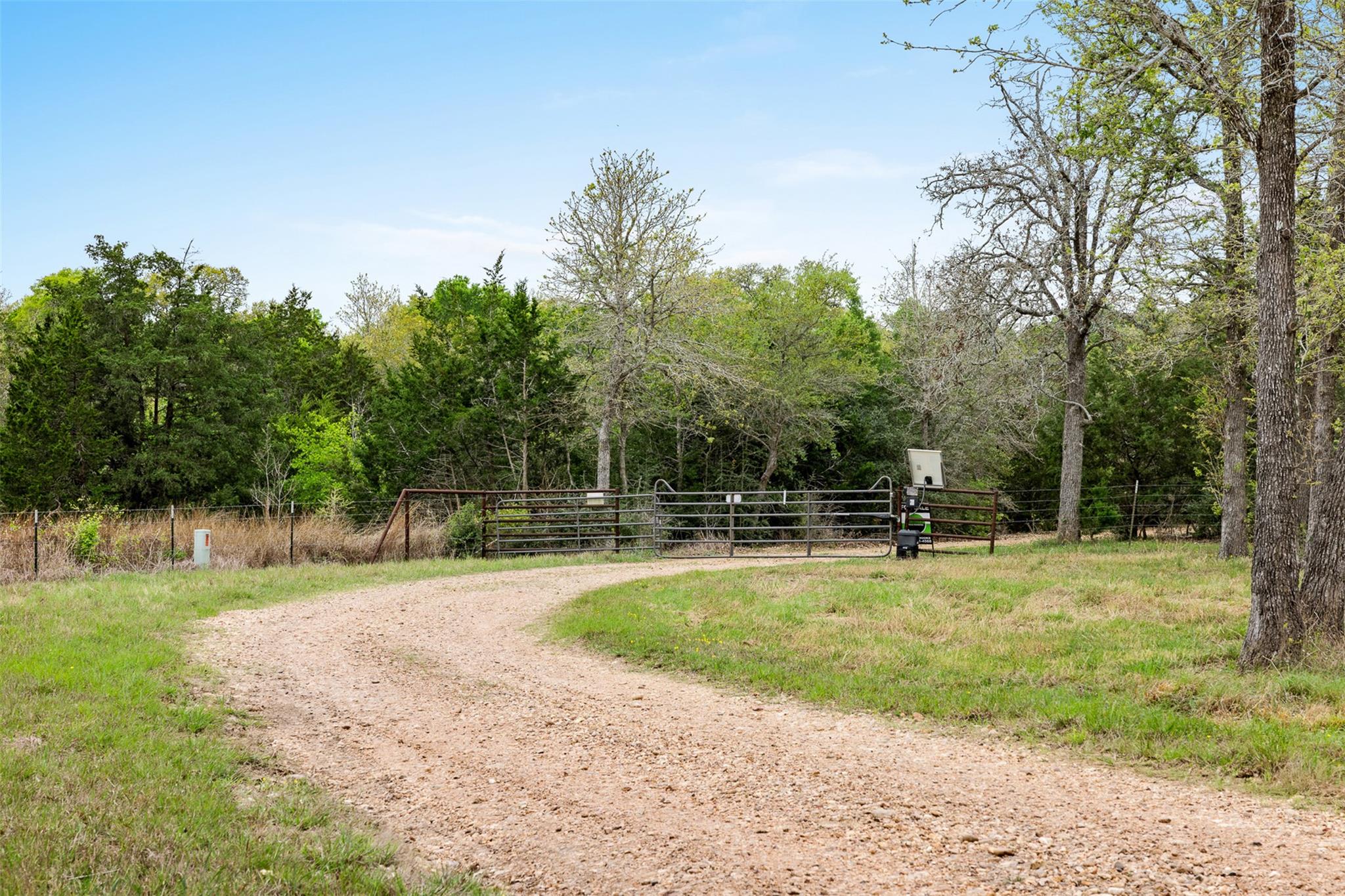 3610 Schulle Rd Property Photo