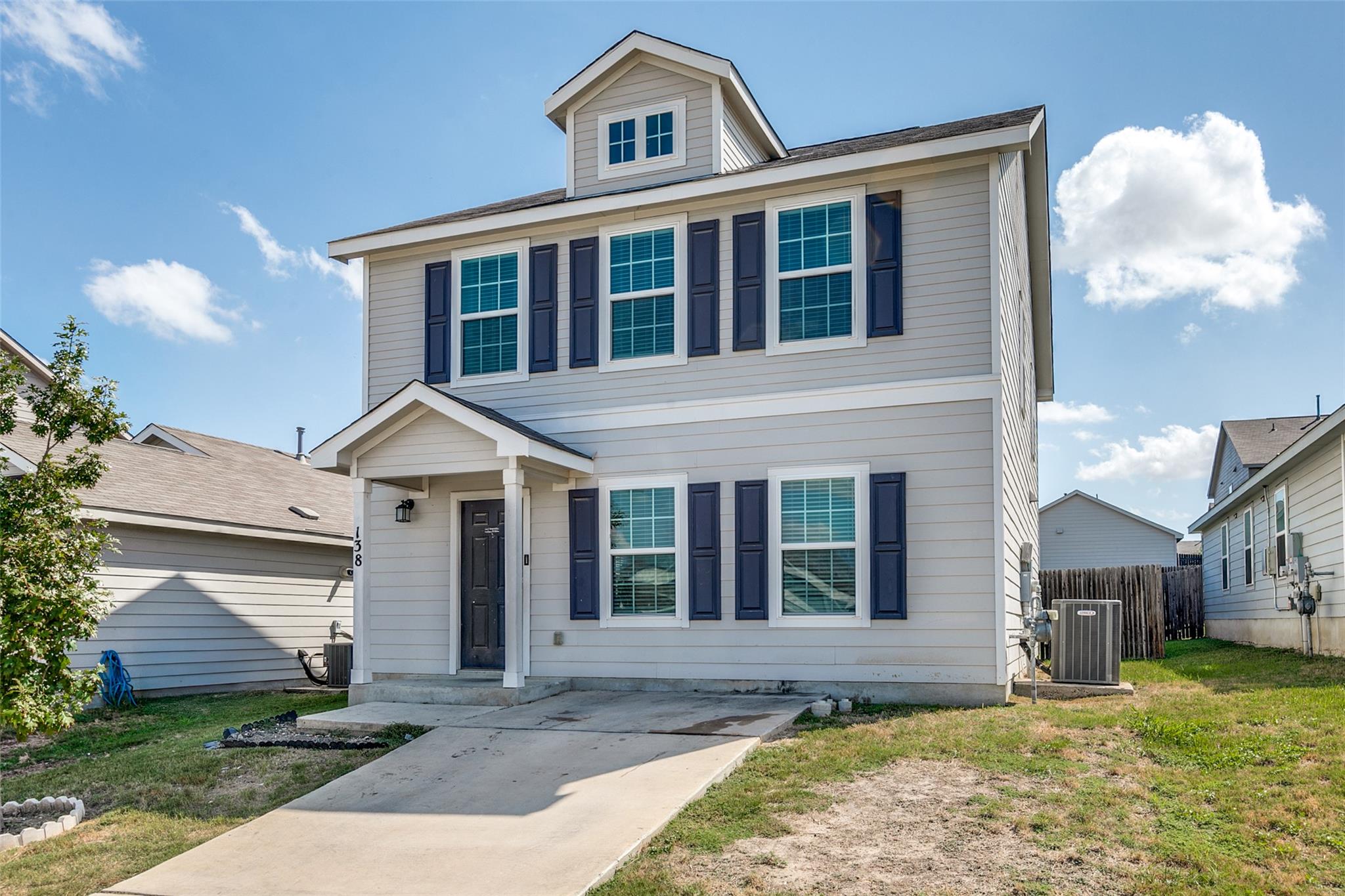 138 Expedition Way Property Photo 3