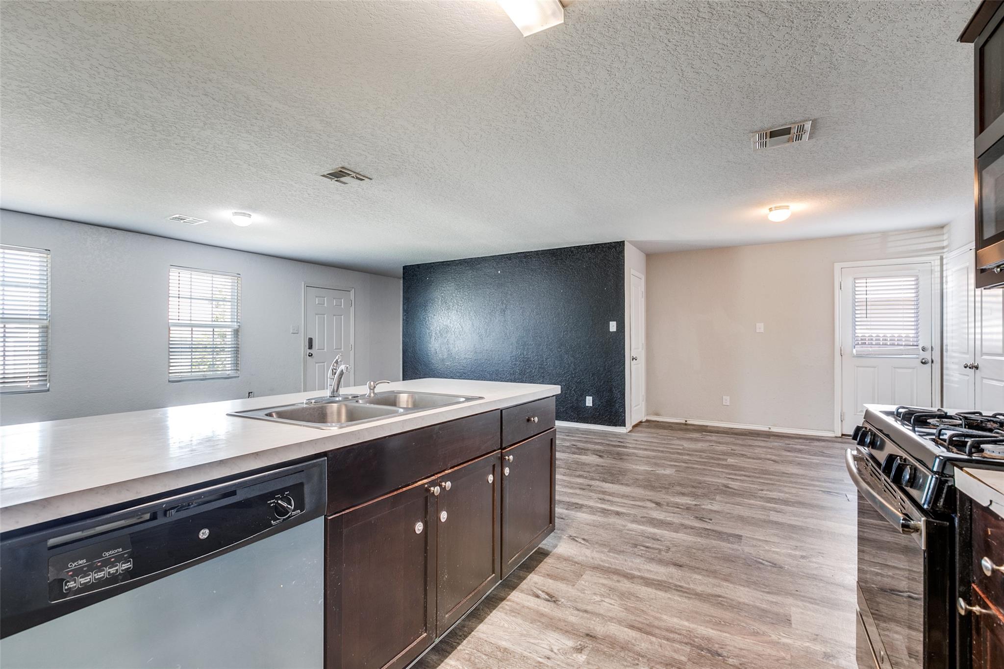 138 Expedition Way Property Photo 11