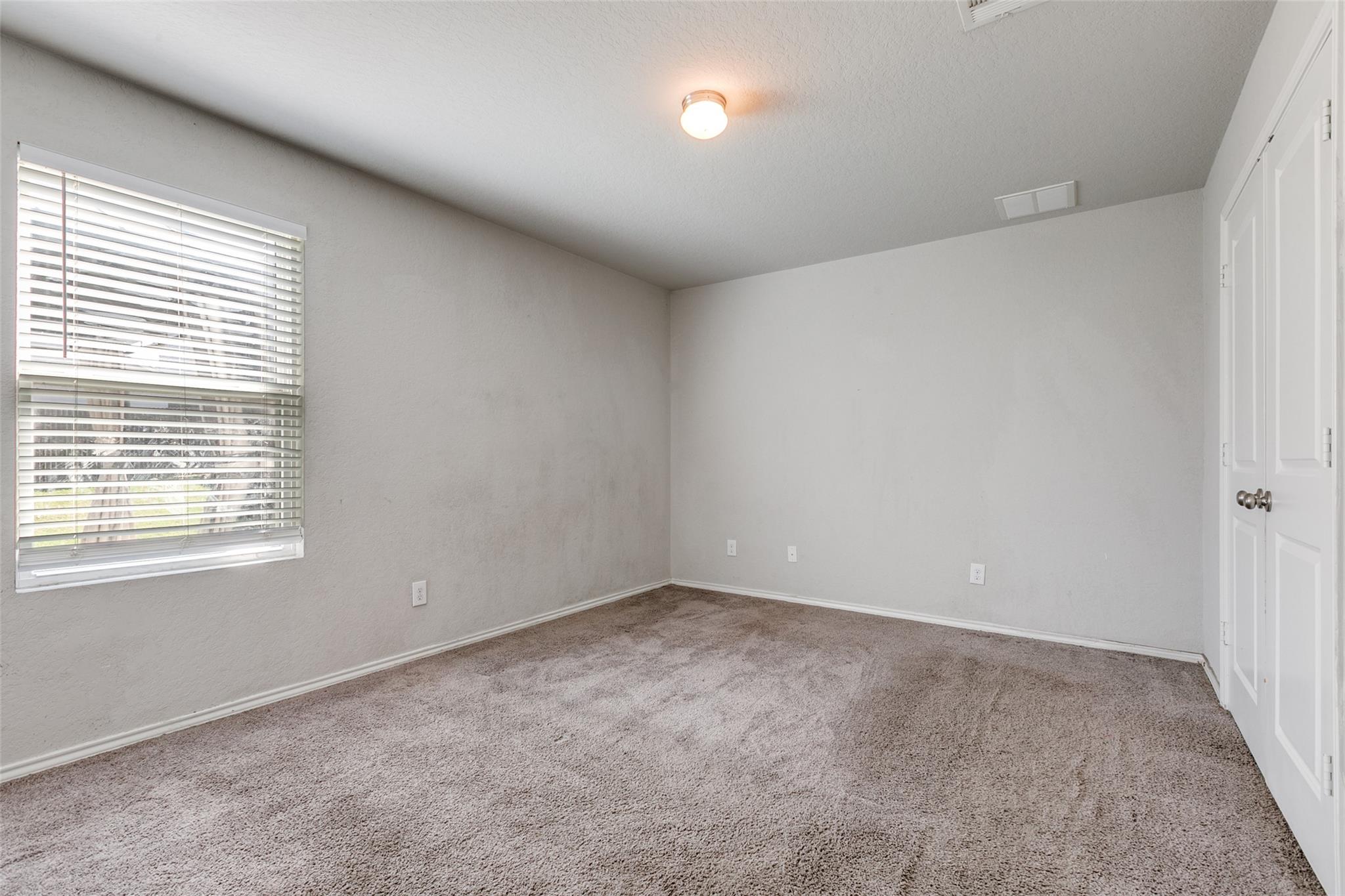 138 Expedition Way Property Photo 12