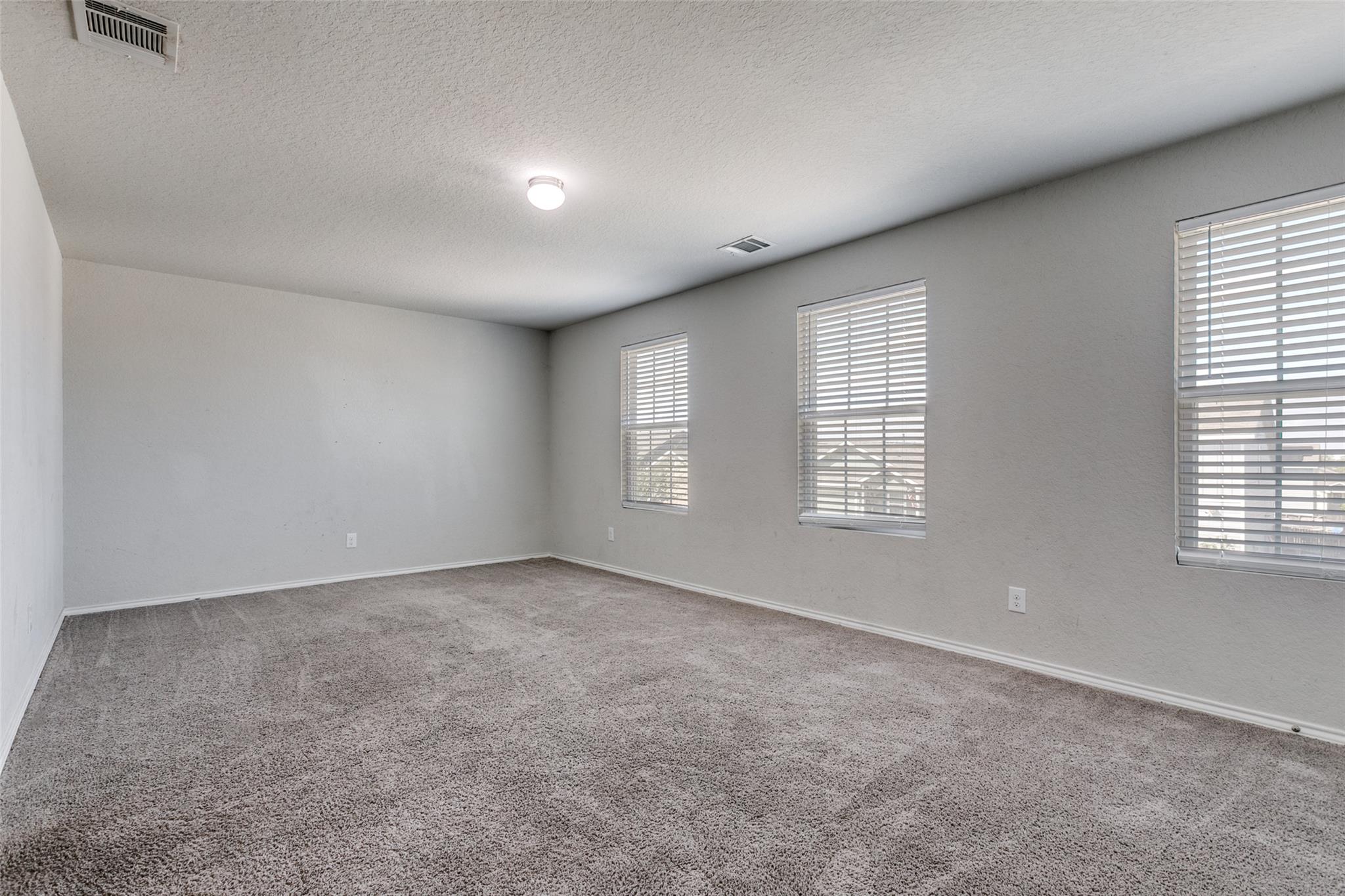 138 Expedition Way Property Photo 15