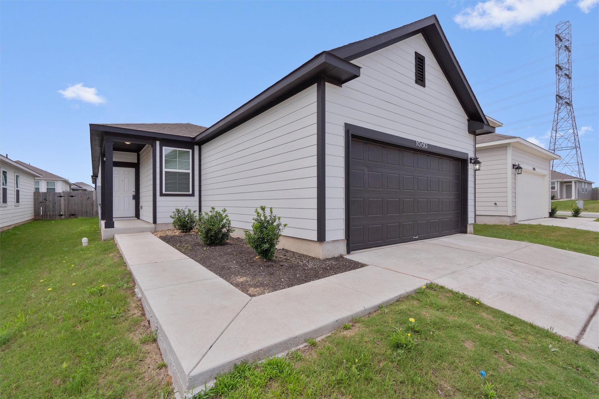 10613 Ridan Way Property Photo 1