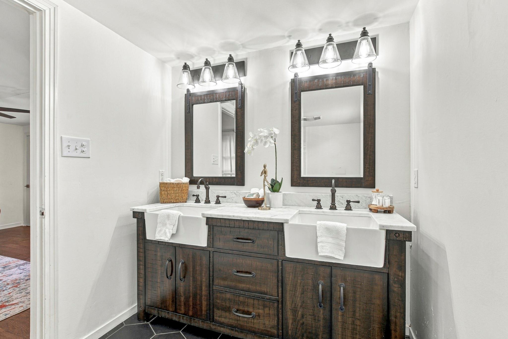 4501 Oakmont Blvd Property Photo 21