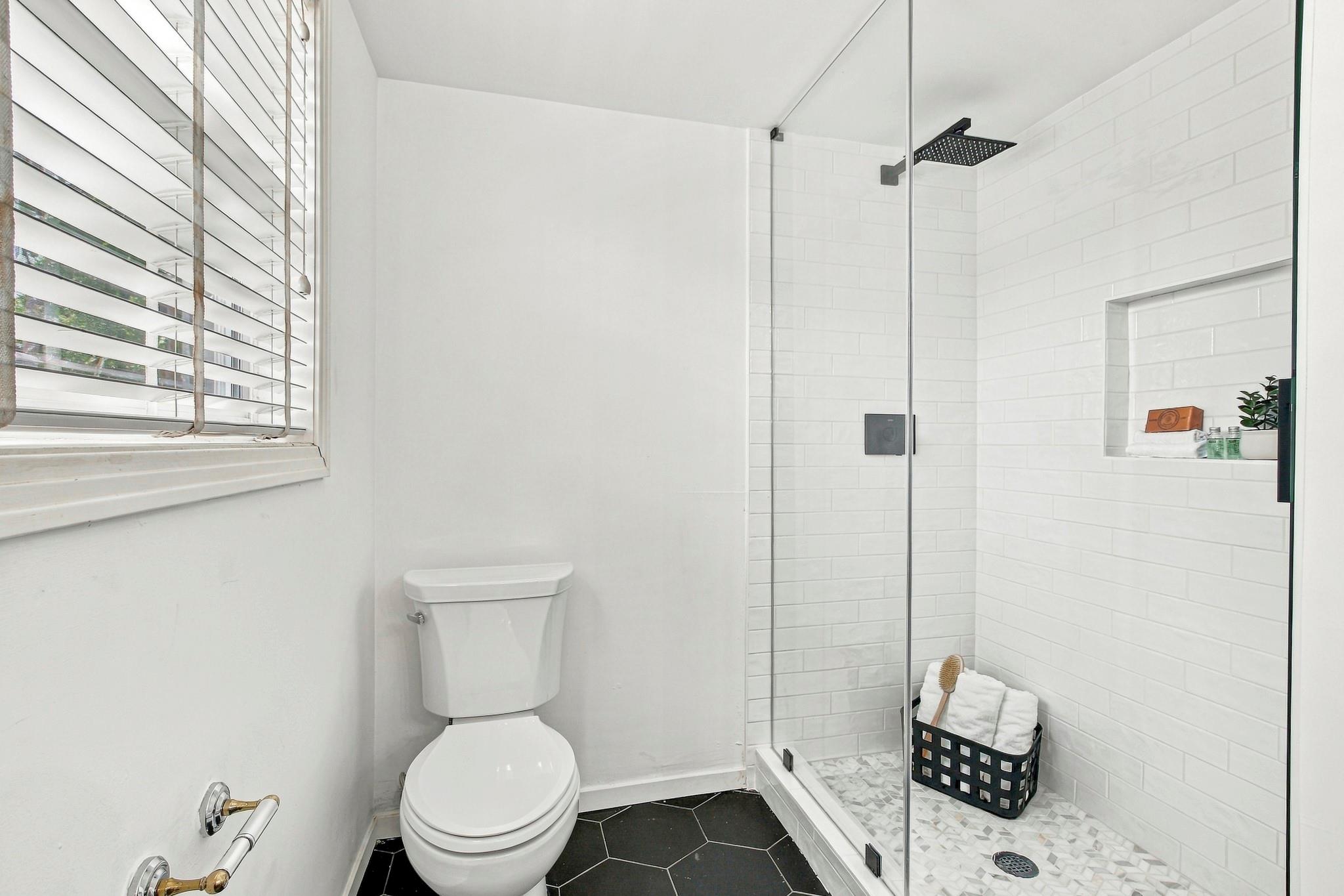 4501 Oakmont Blvd Property Photo 22