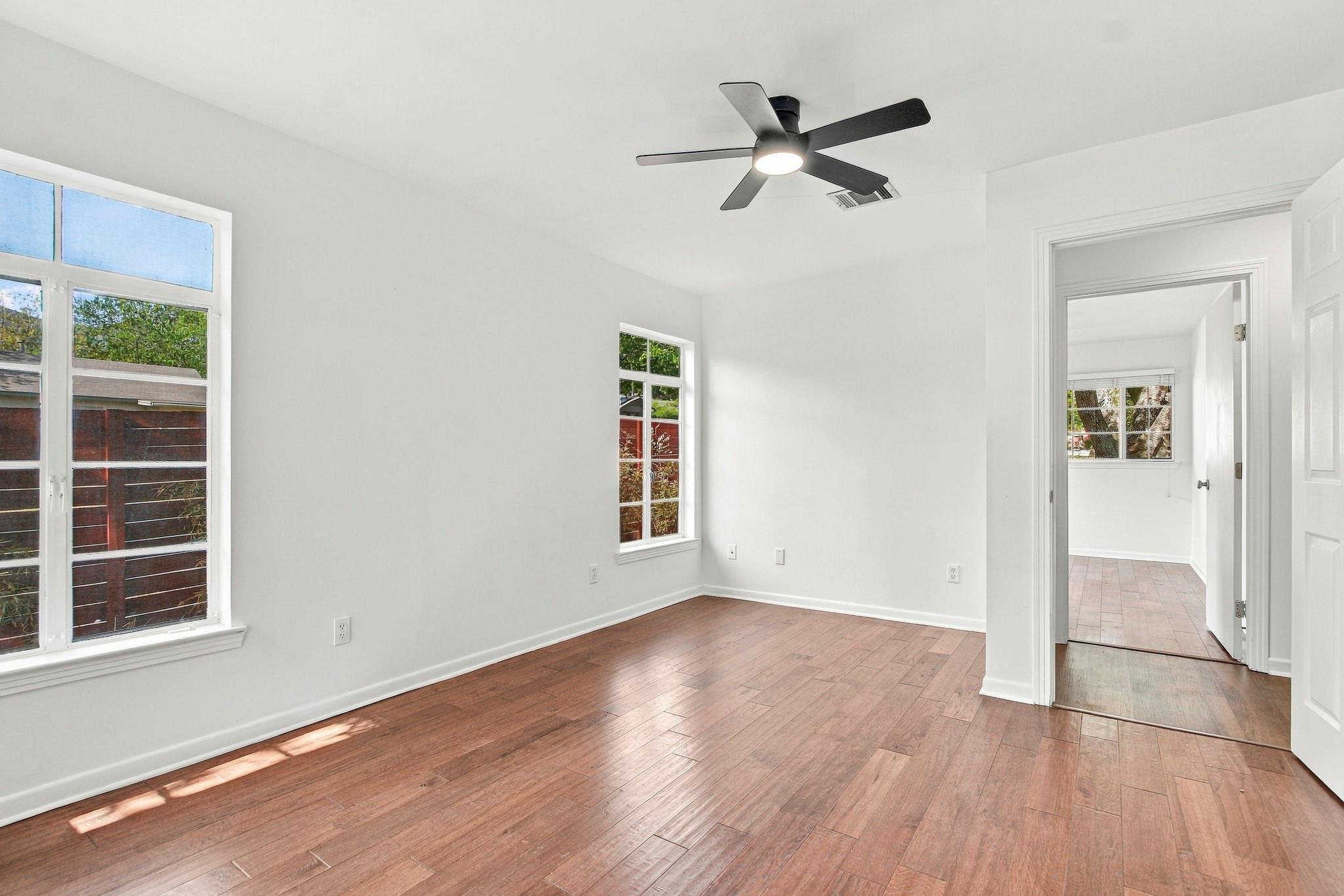 4501 Oakmont Blvd Property Photo 27