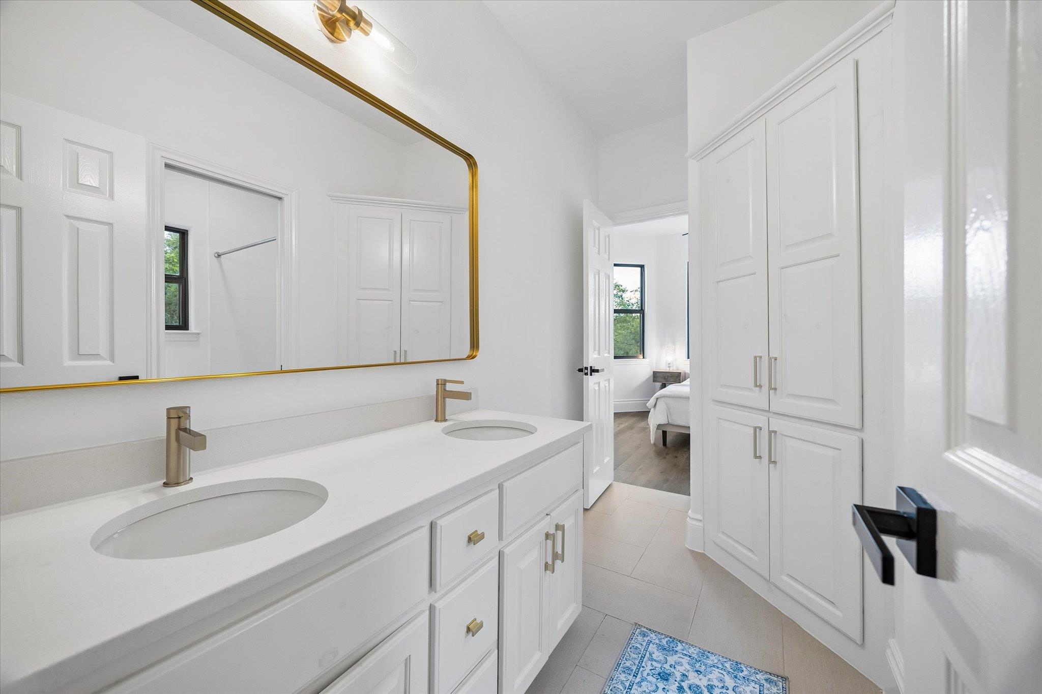 9339702 Property Photo 22